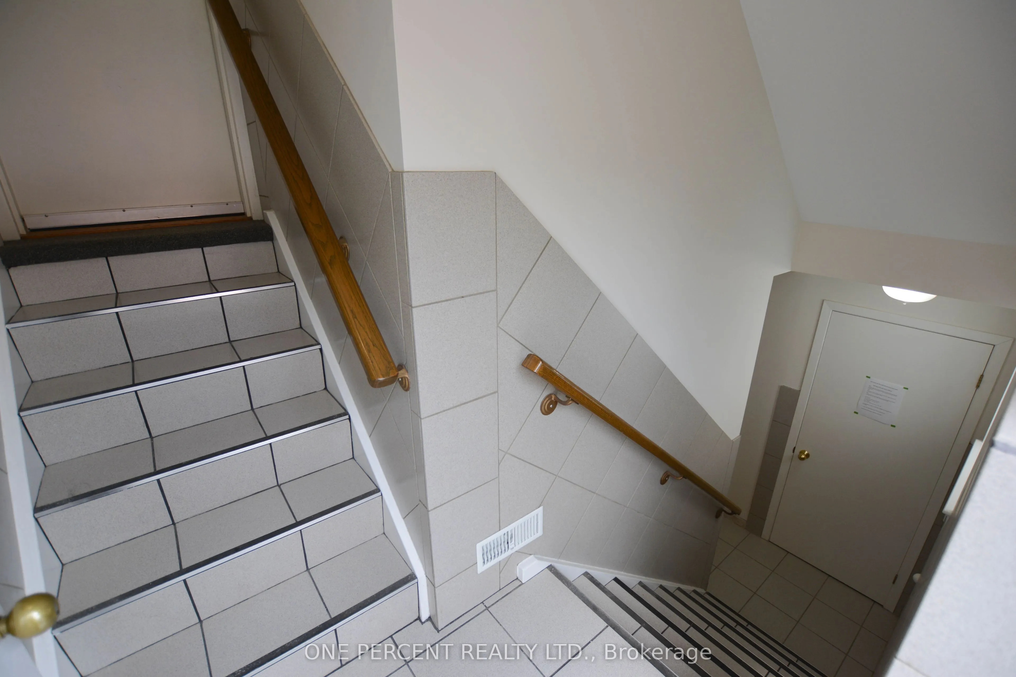 204 Sheppard Avenue W