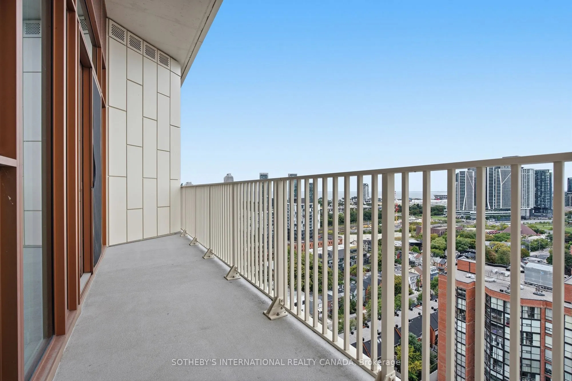 88 Bathurst Street #PH01
