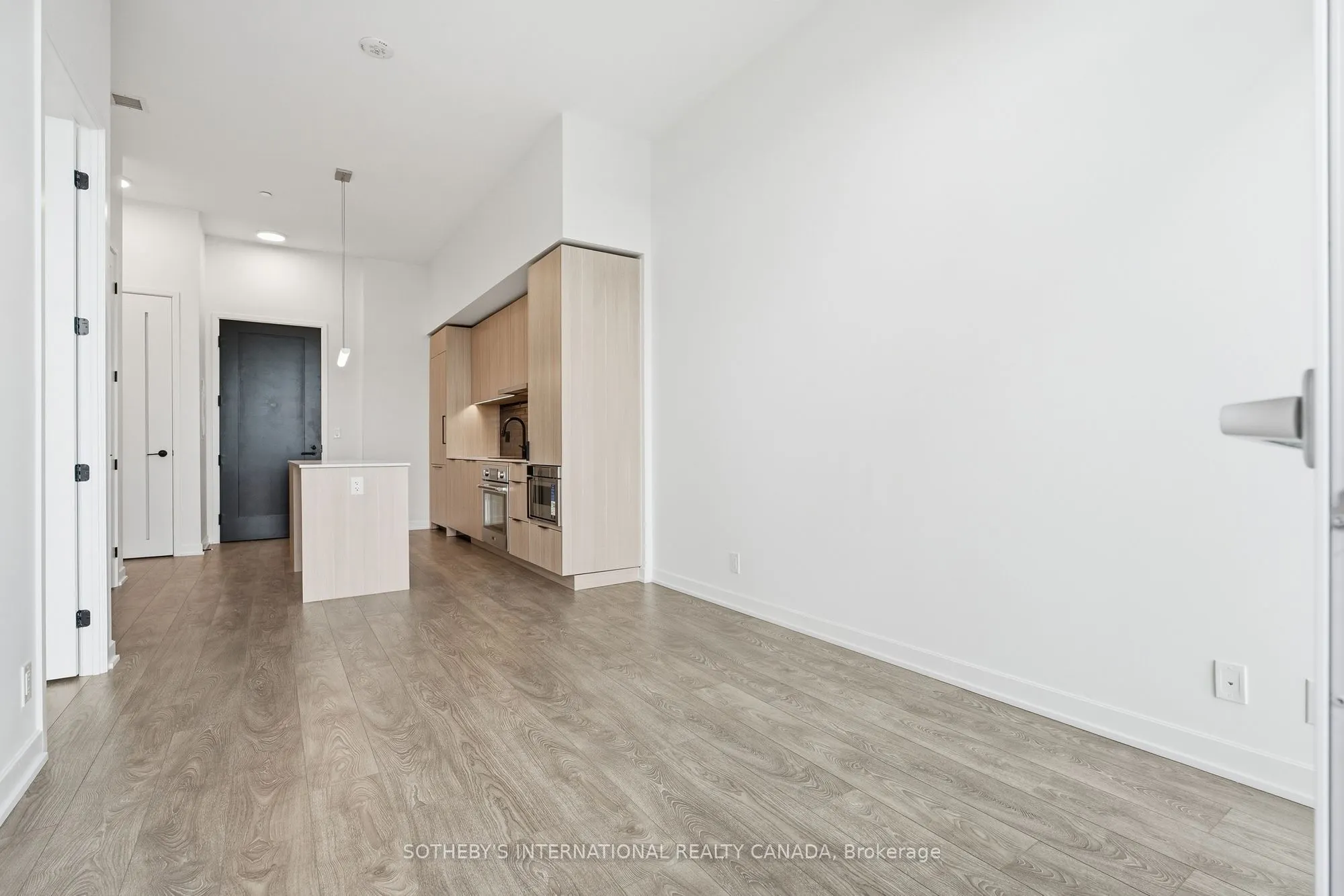 88 Bathurst Street #PH01