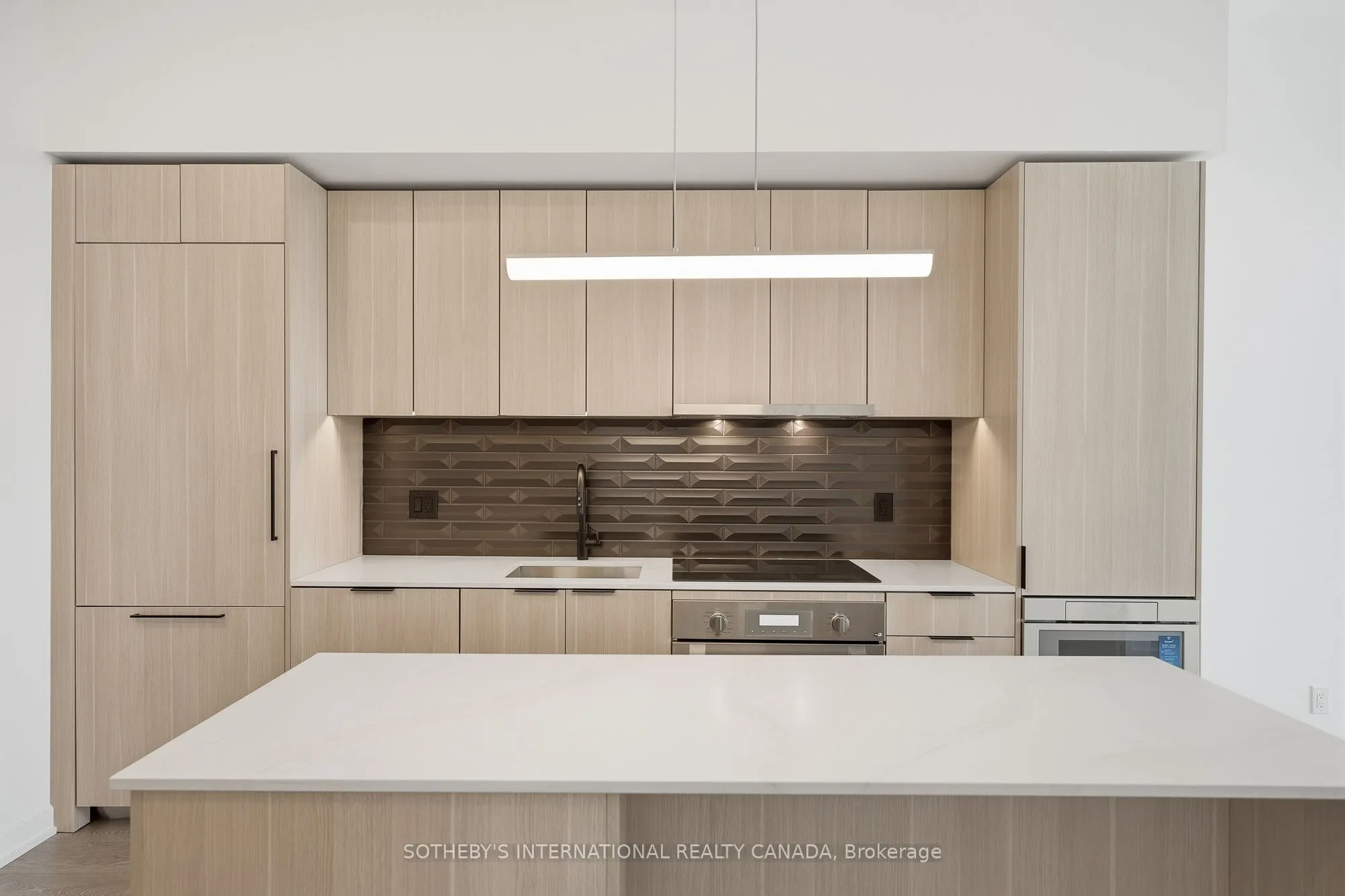 88 Bathurst Street #PH01