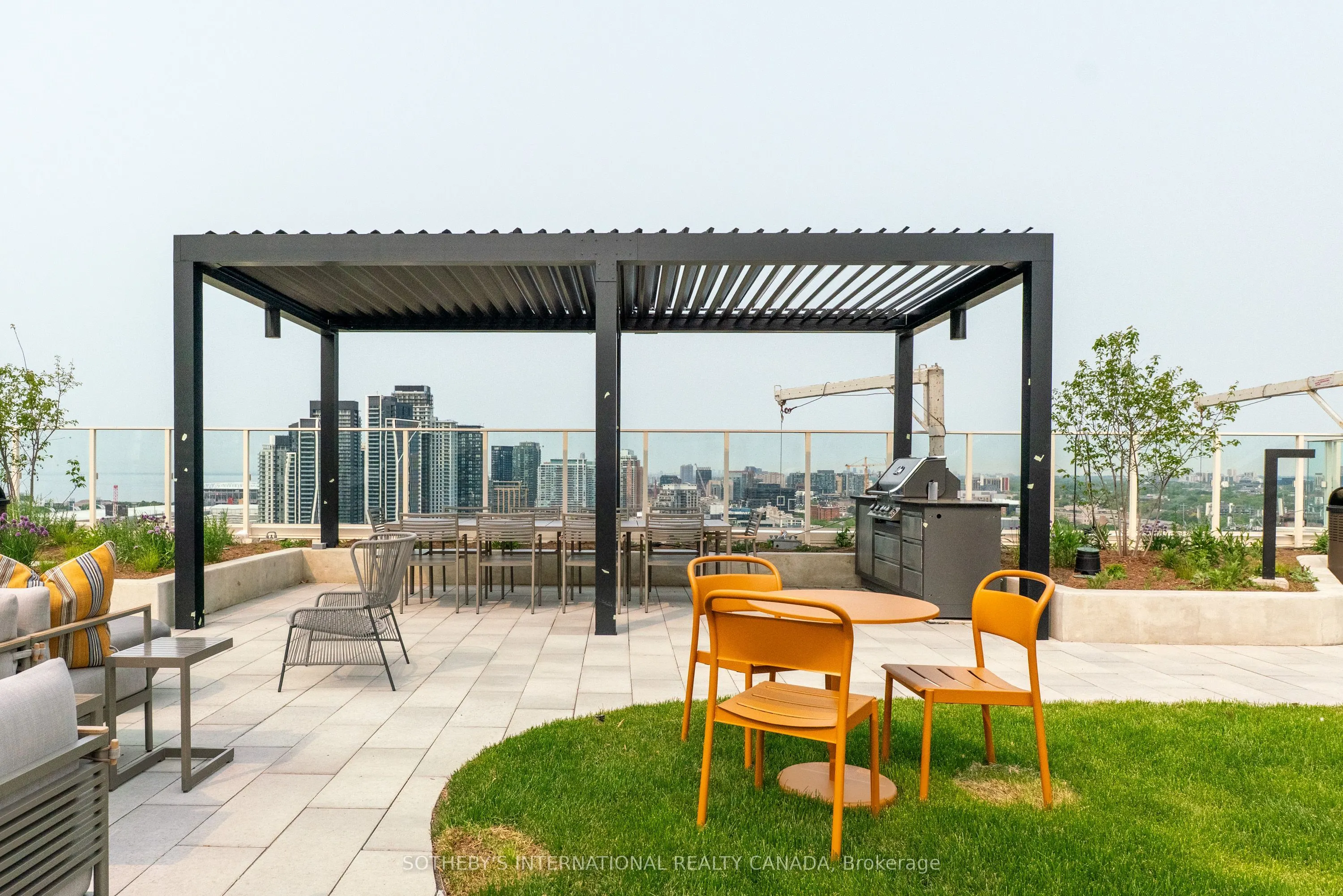 88 Bathurst Street #PH01