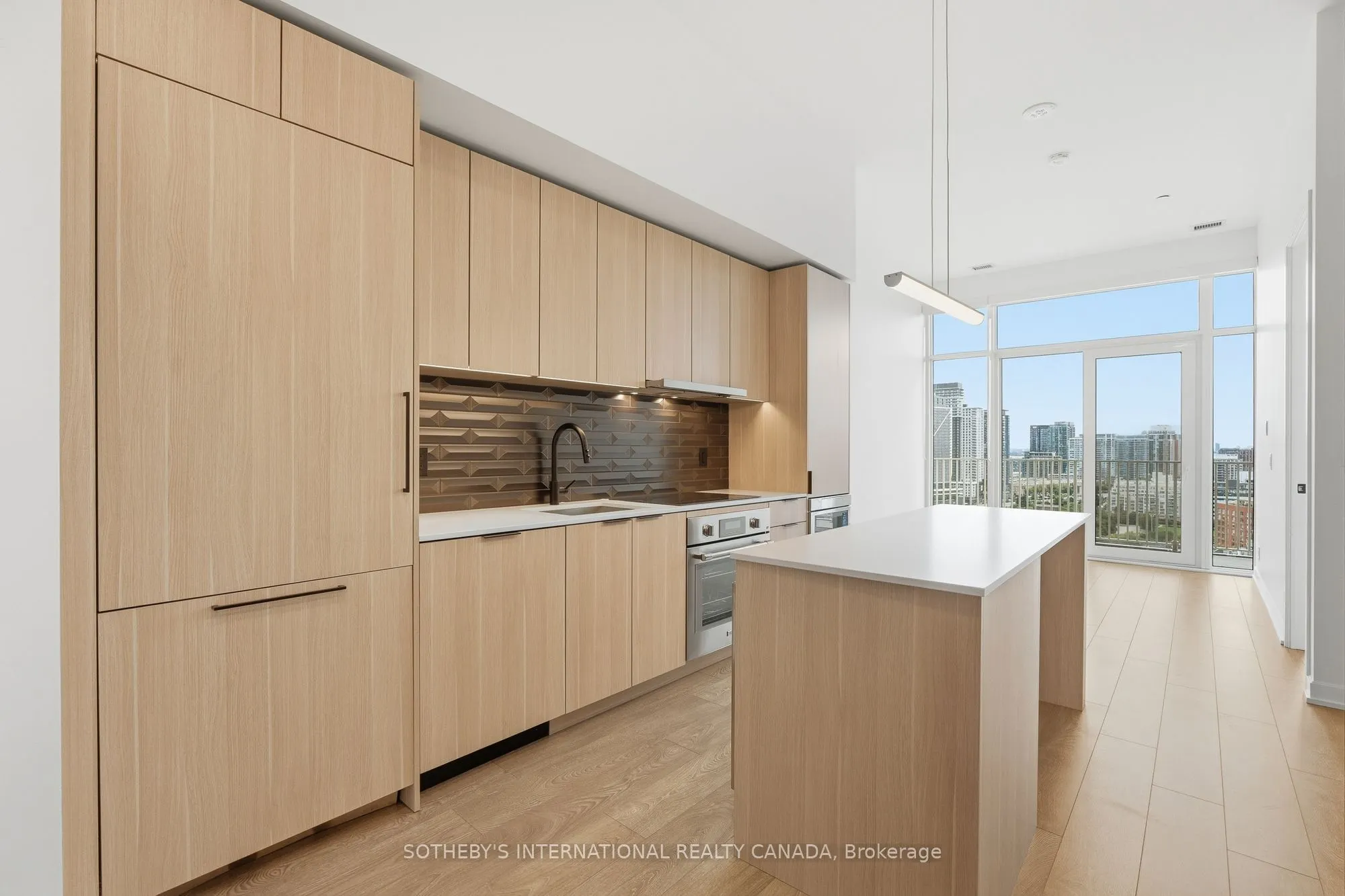 88 Bathurst Street #PH01