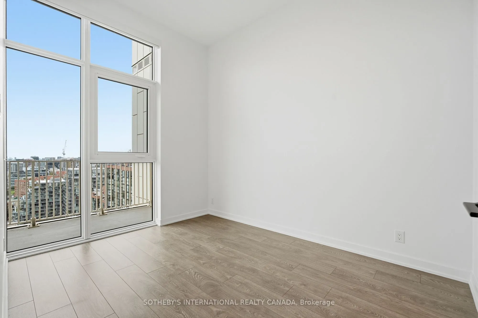 88 Bathurst Street #PH01
