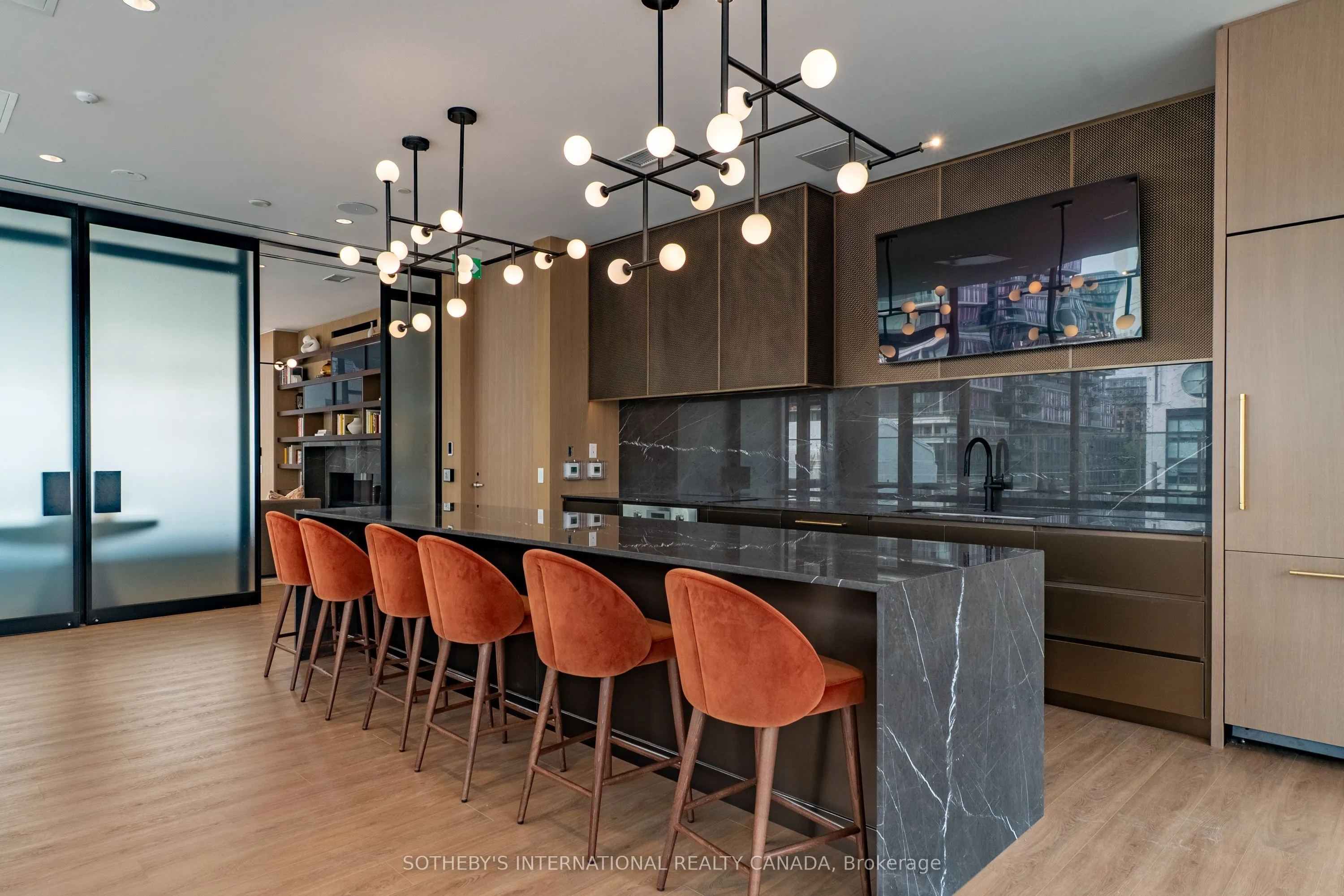 88 Bathurst Street #PH01