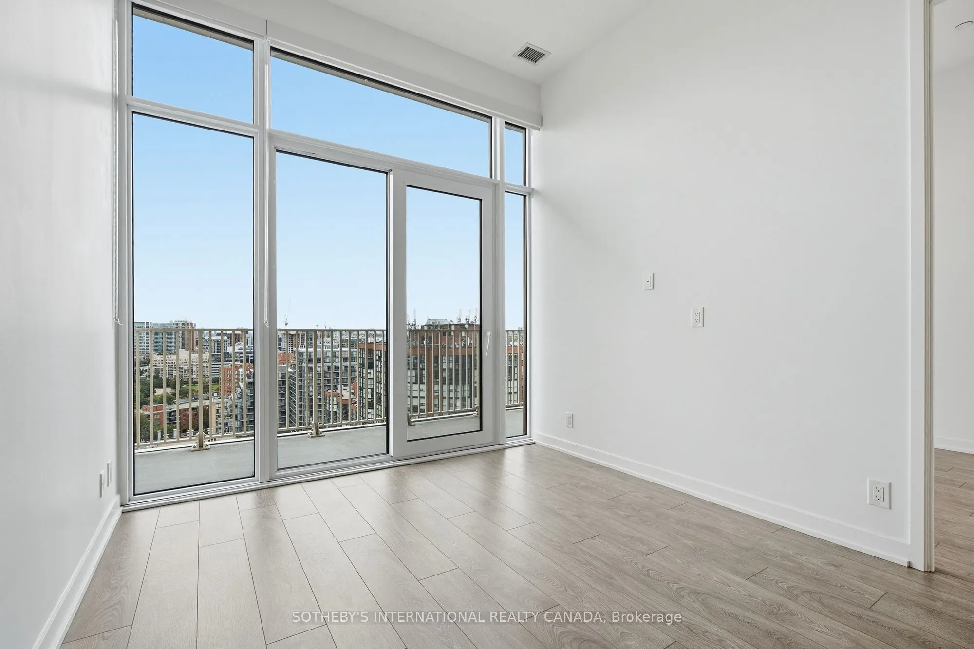 88 Bathurst Street #PH01