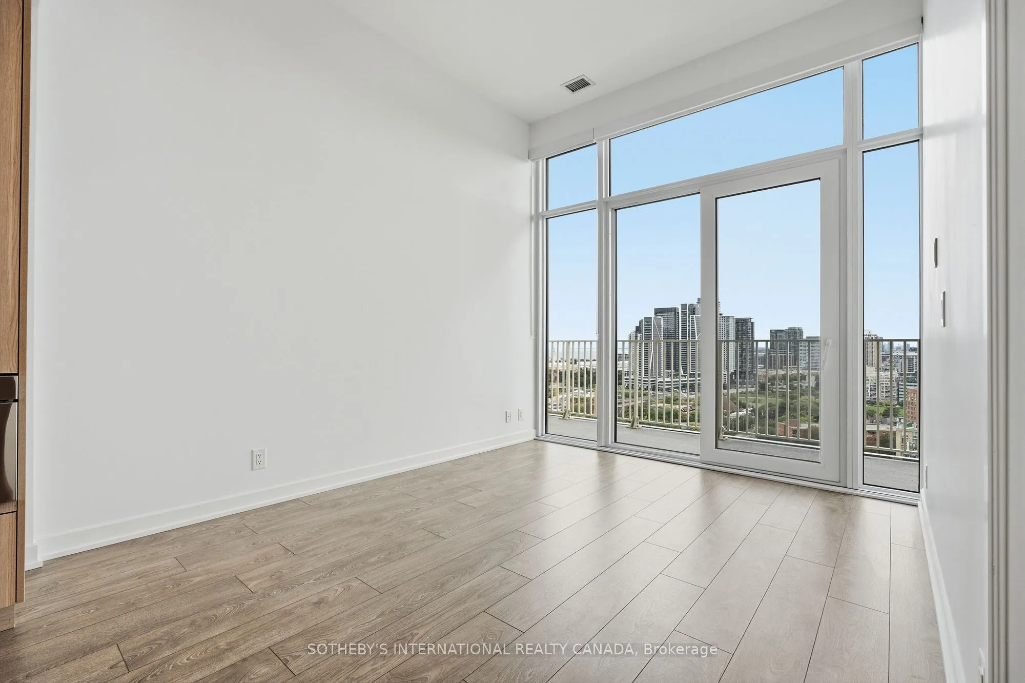 88 Bathurst Street #PH01