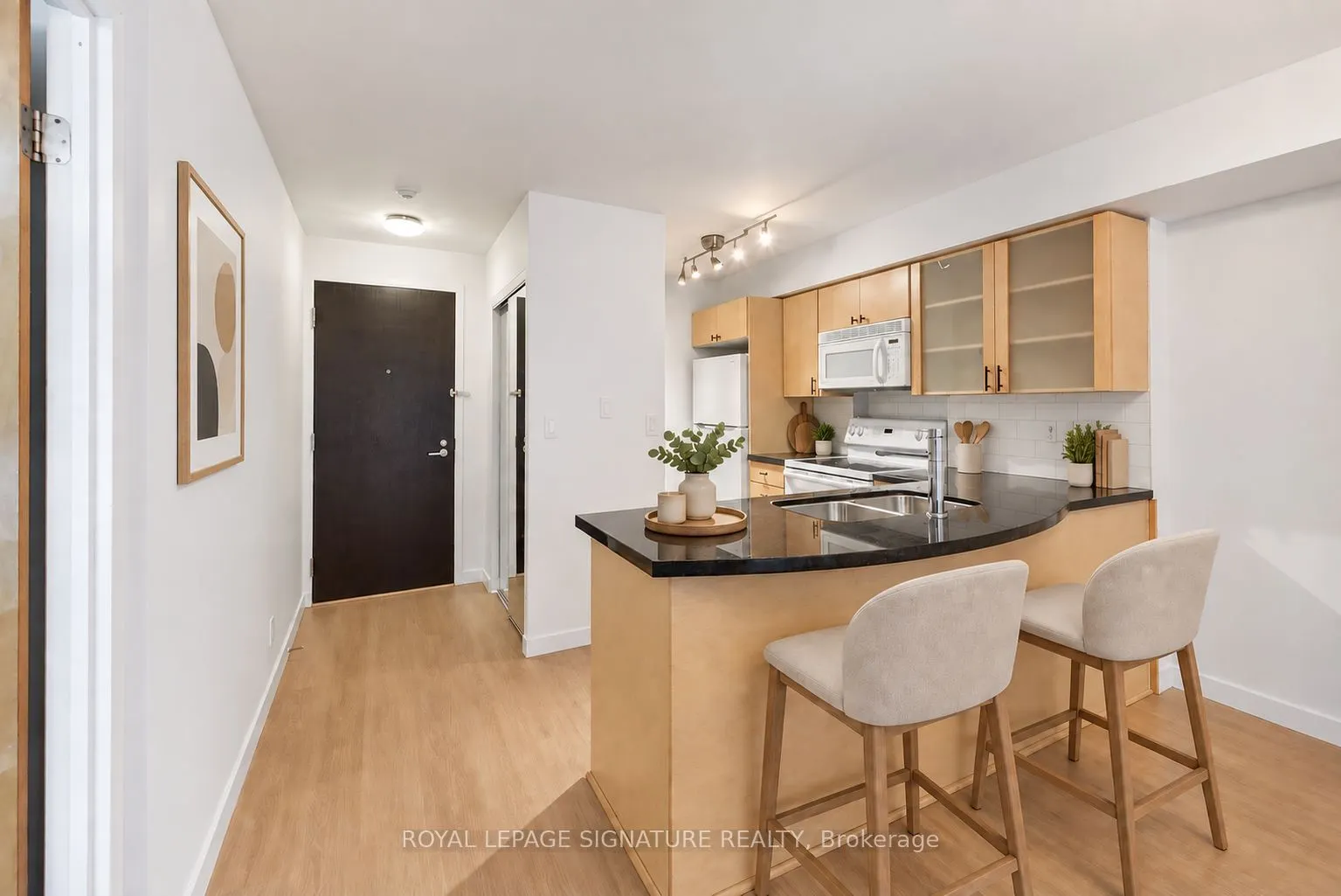 1005 King Street W #405