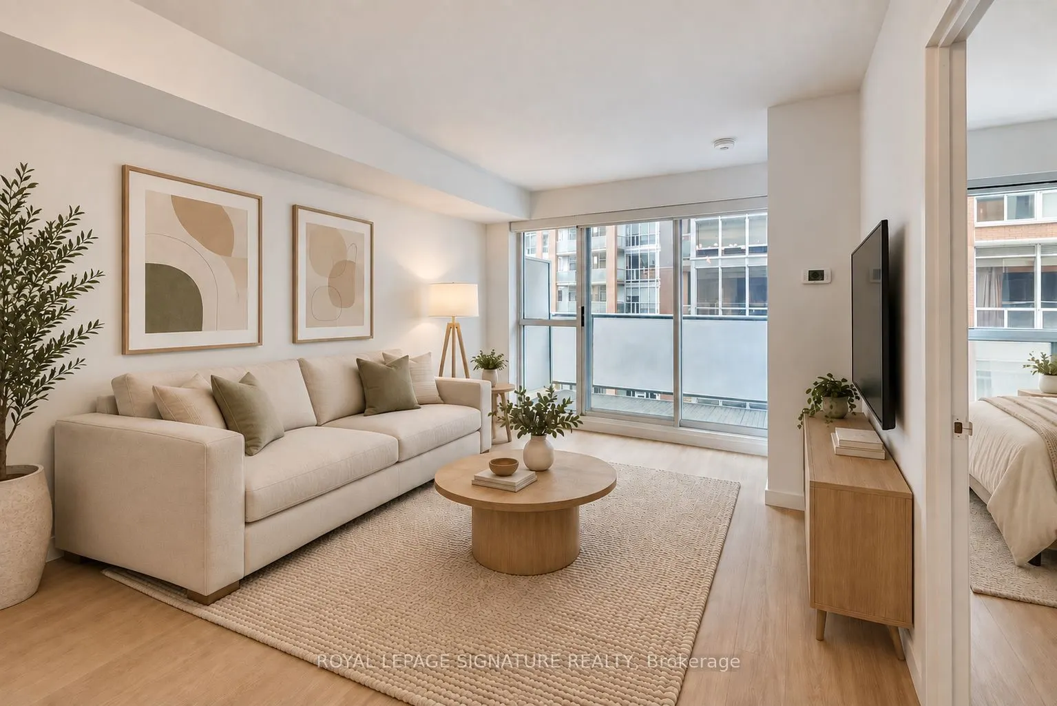1005 King Street W #405