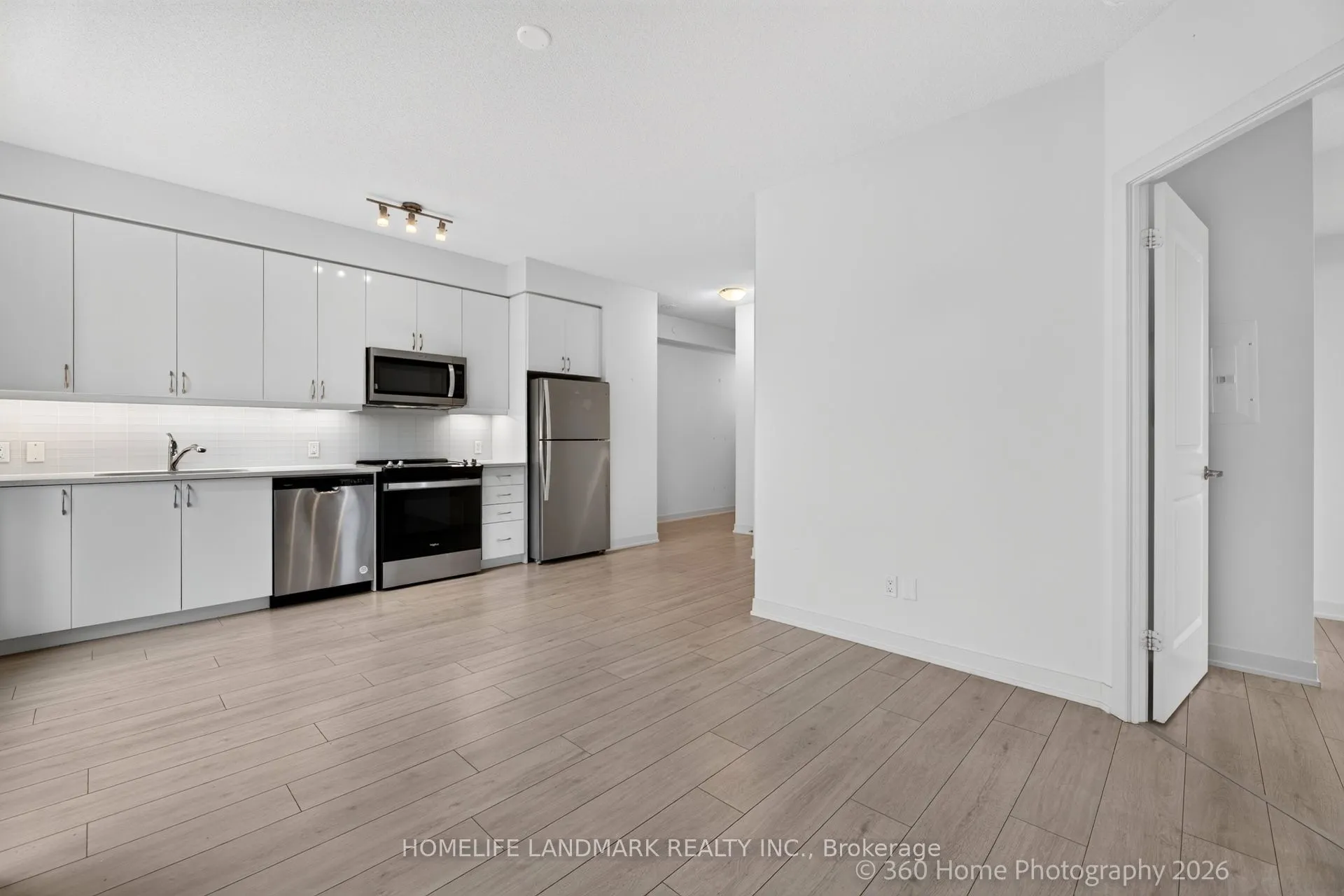 4955 Yonge Street #1008