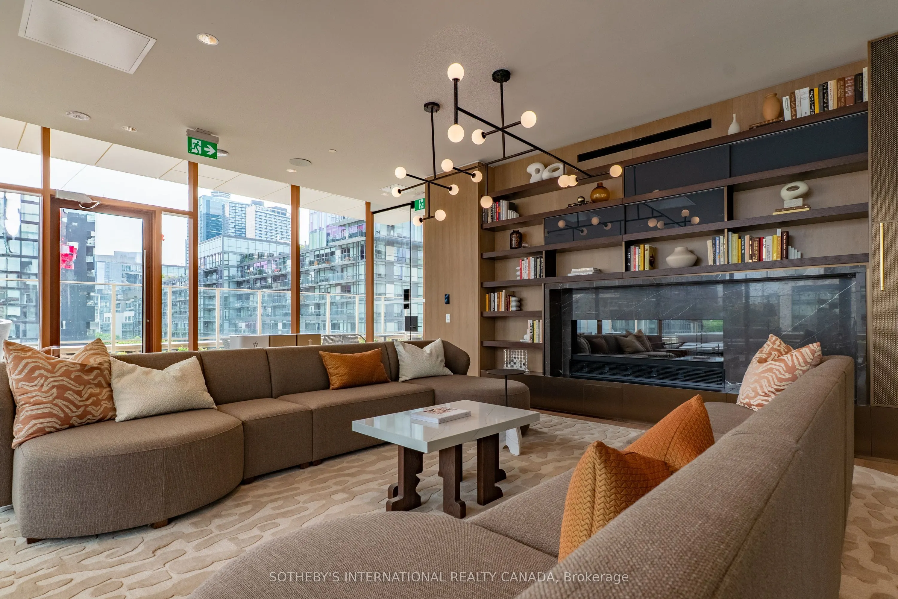 88 Bathurst Street #1703