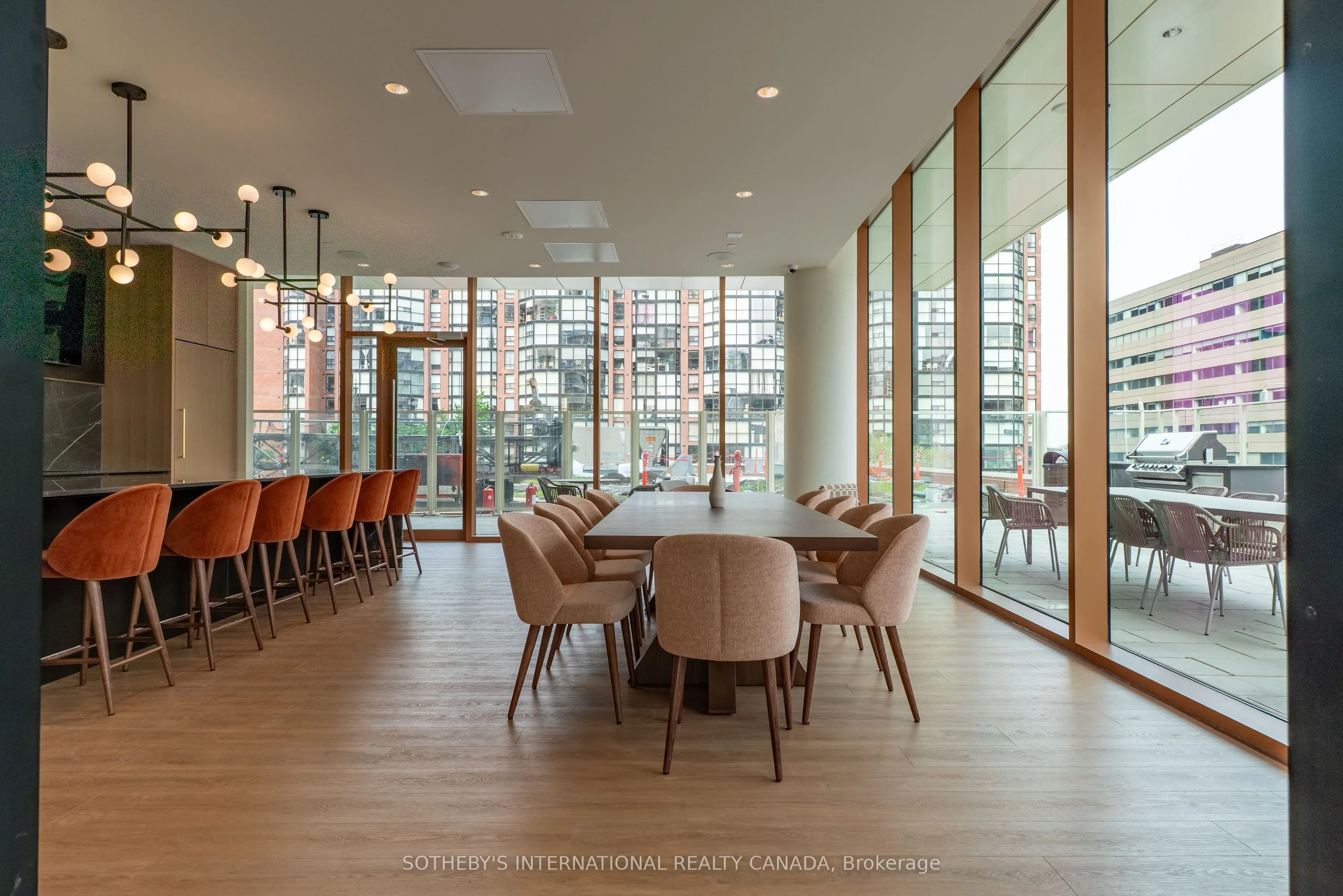 88 Bathurst Street #1703