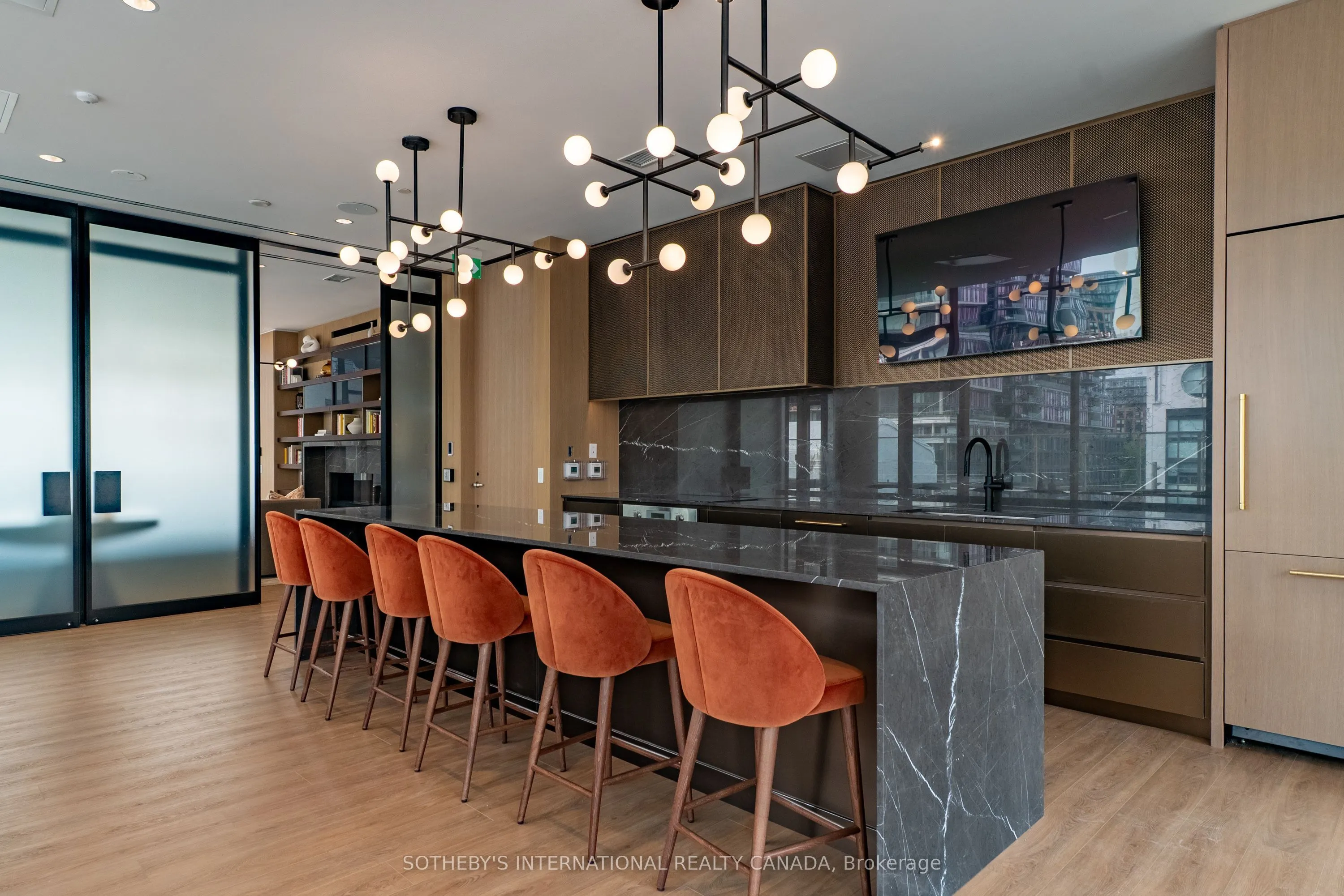 88 Bathurst Street #1703