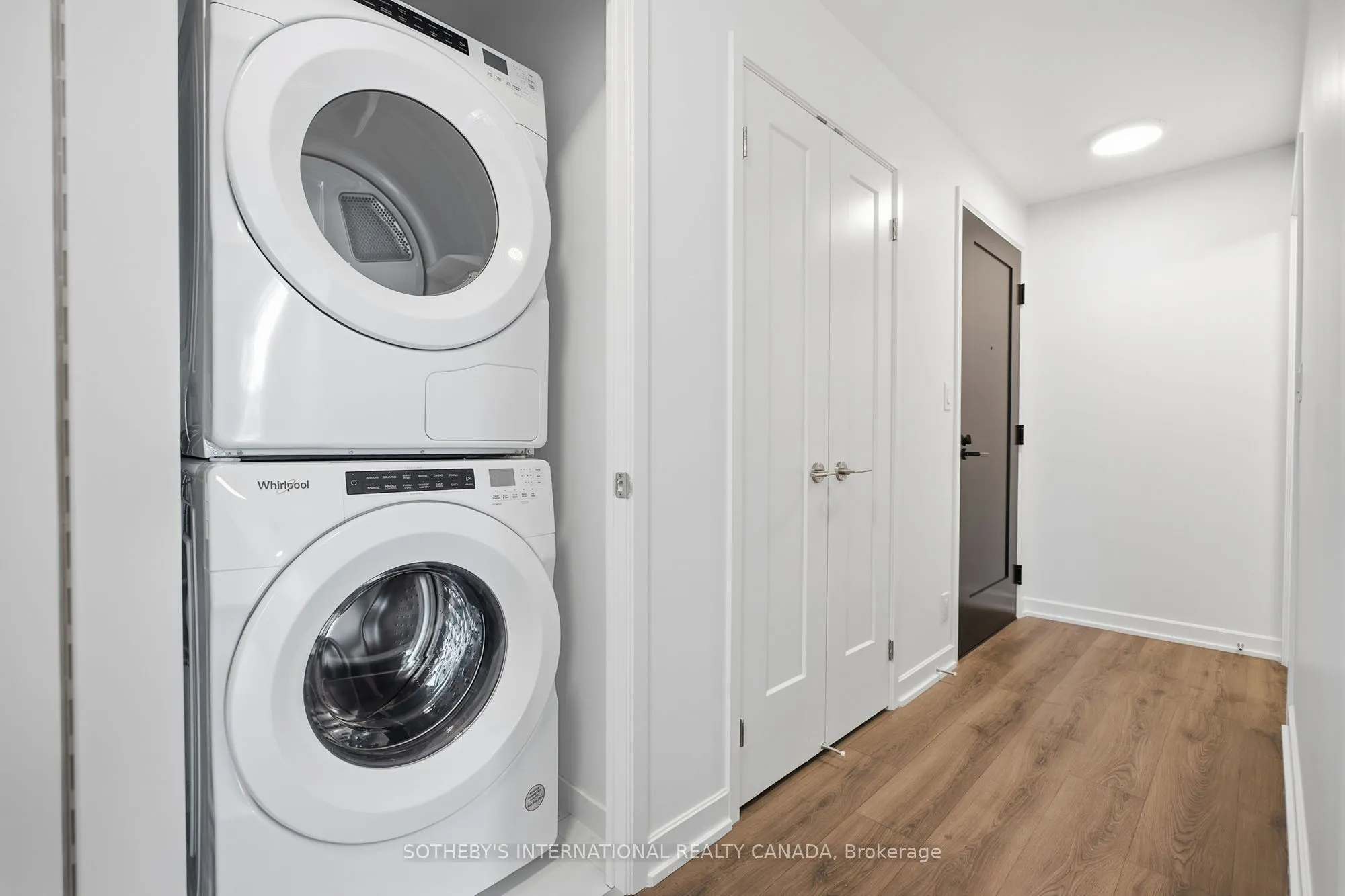 88 Bathurst Street #1703