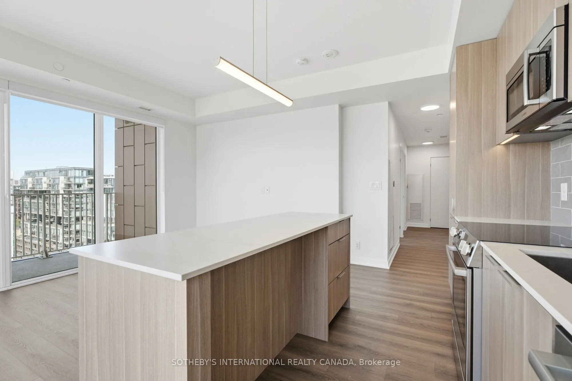 88 Bathurst Street #1703
