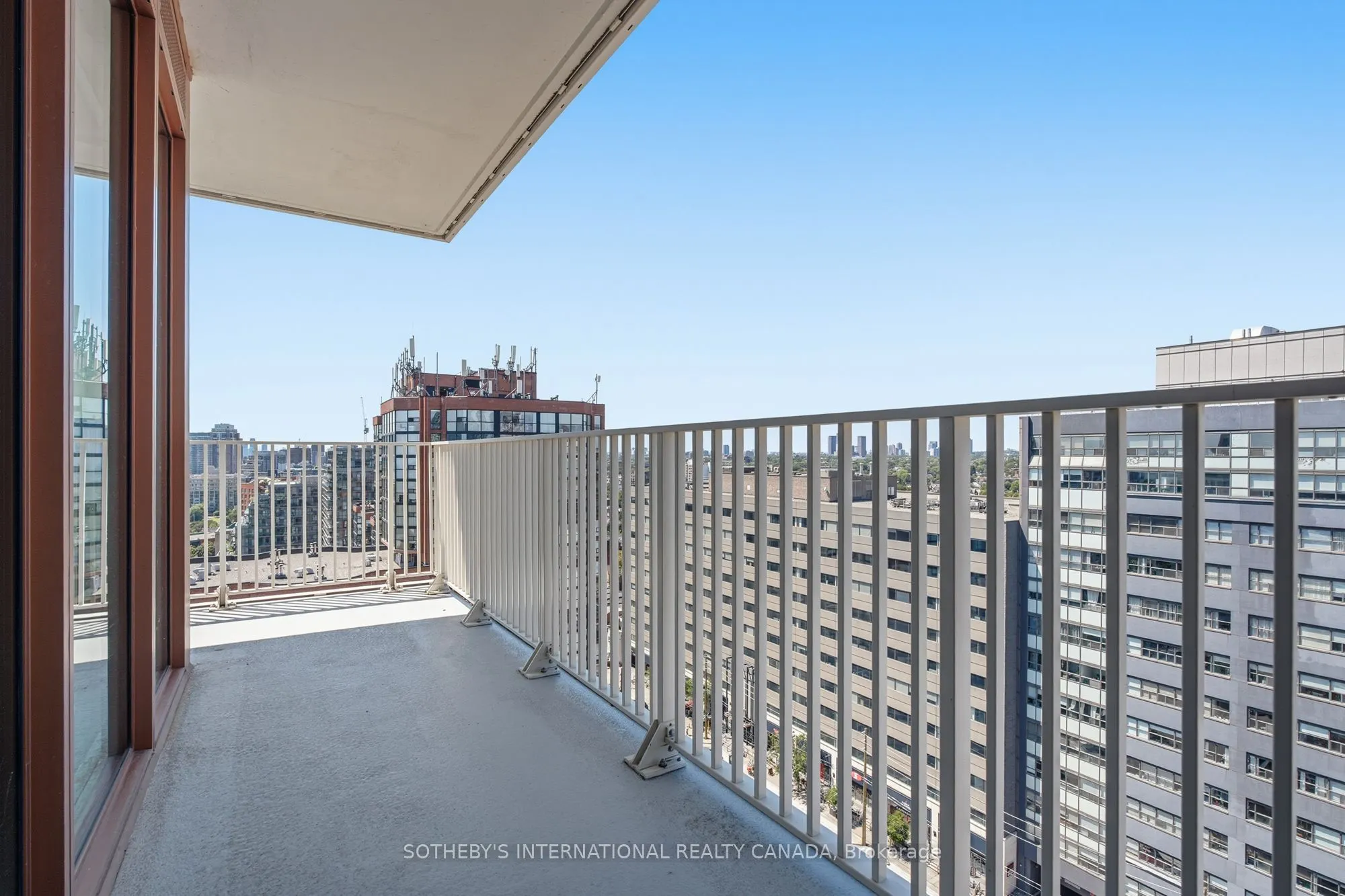 88 Bathurst Street #1703
