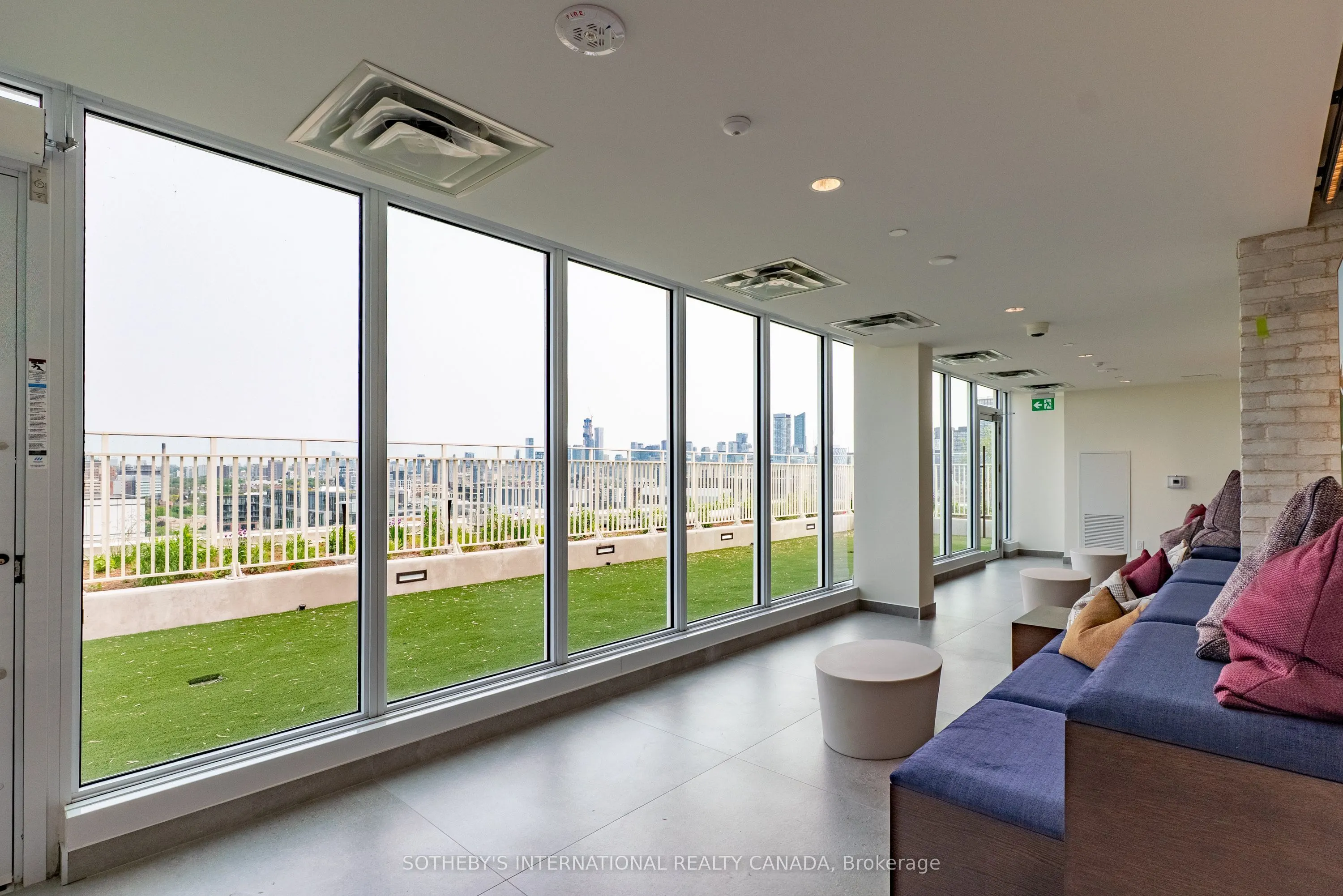 88 Bathurst Street #1703