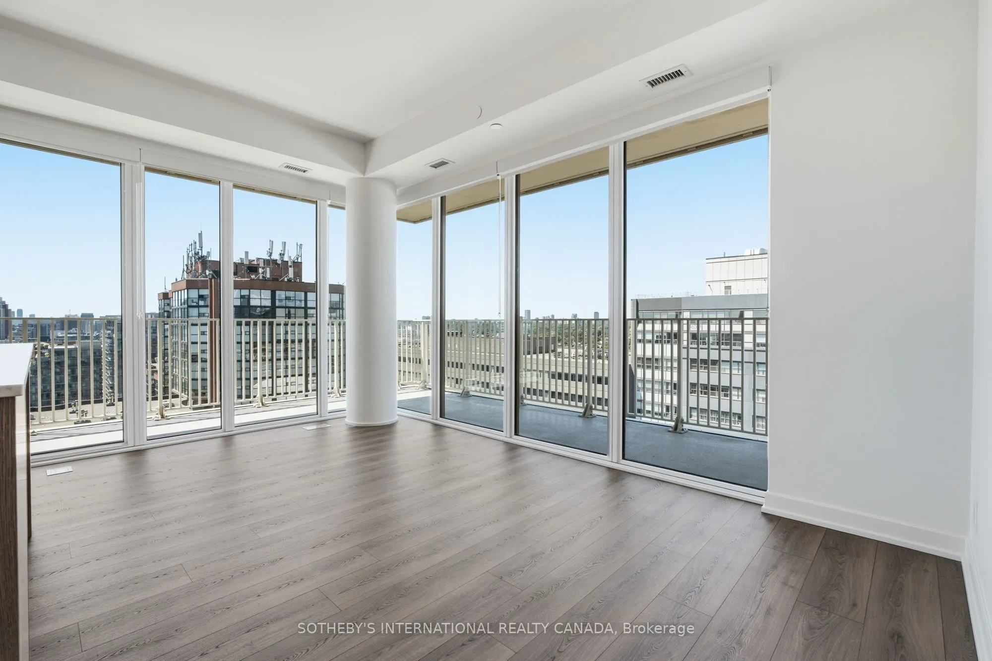 88 Bathurst Street #1703