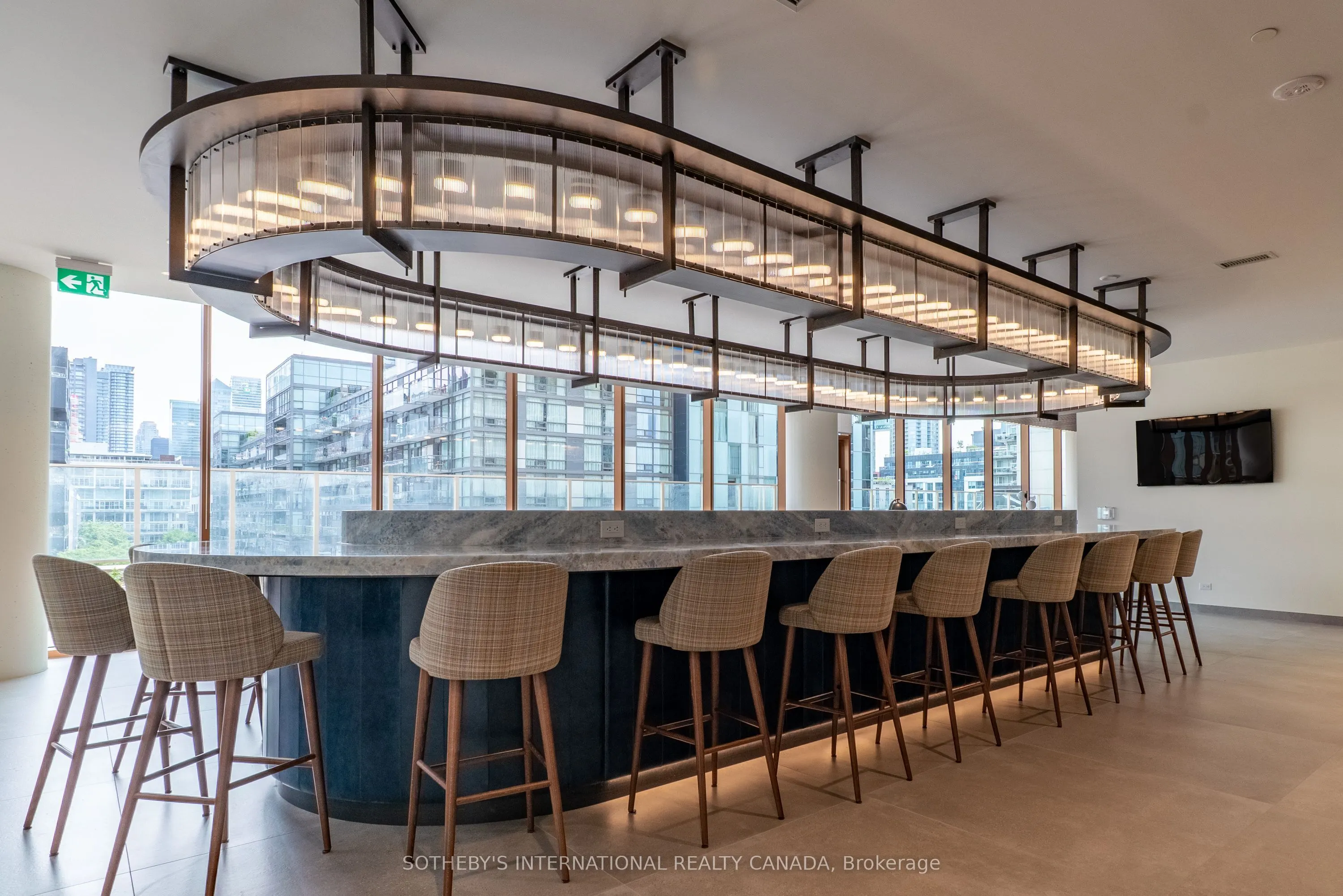 88 Bathurst Street #1703