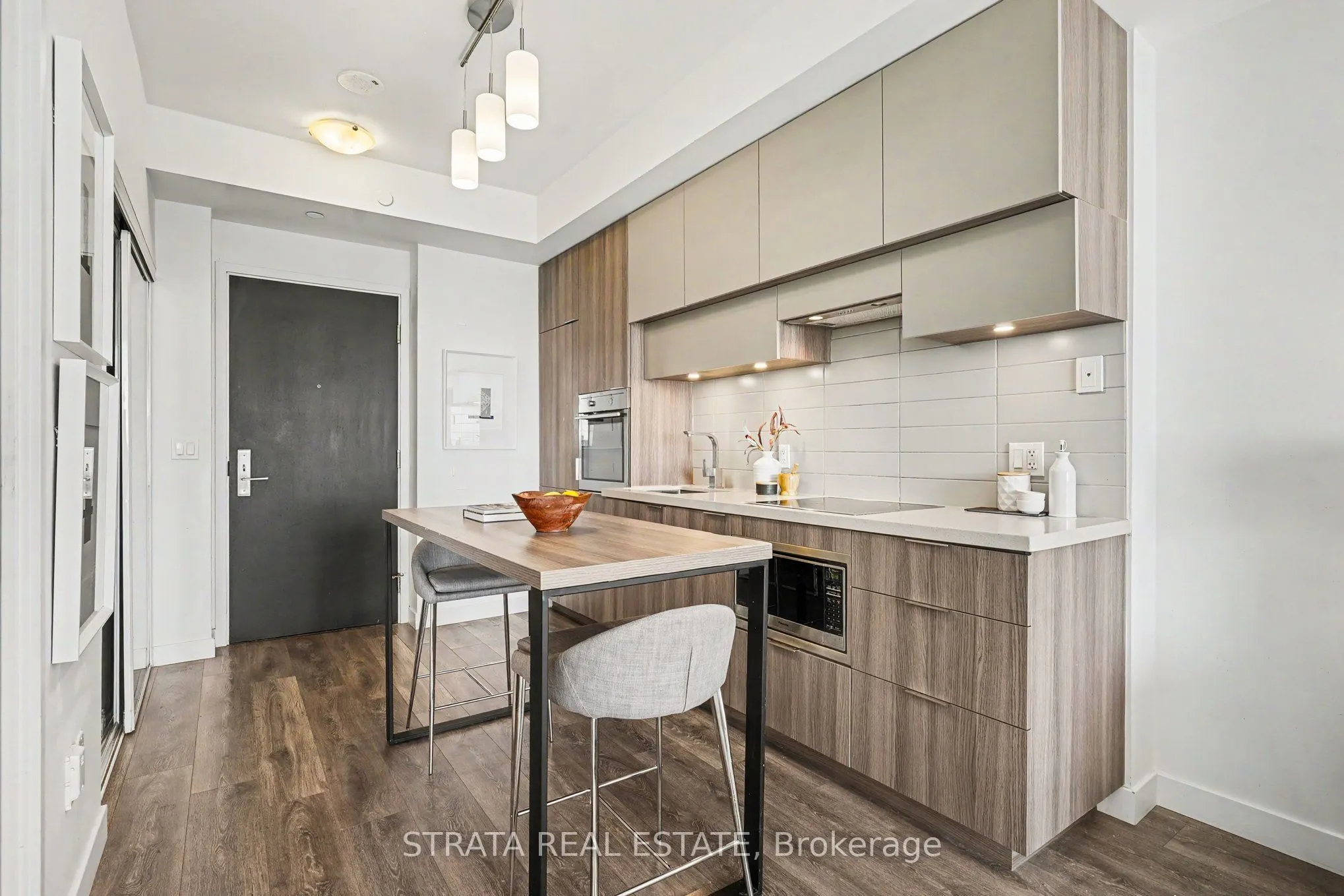 8 Eglinton Avenue E #4610