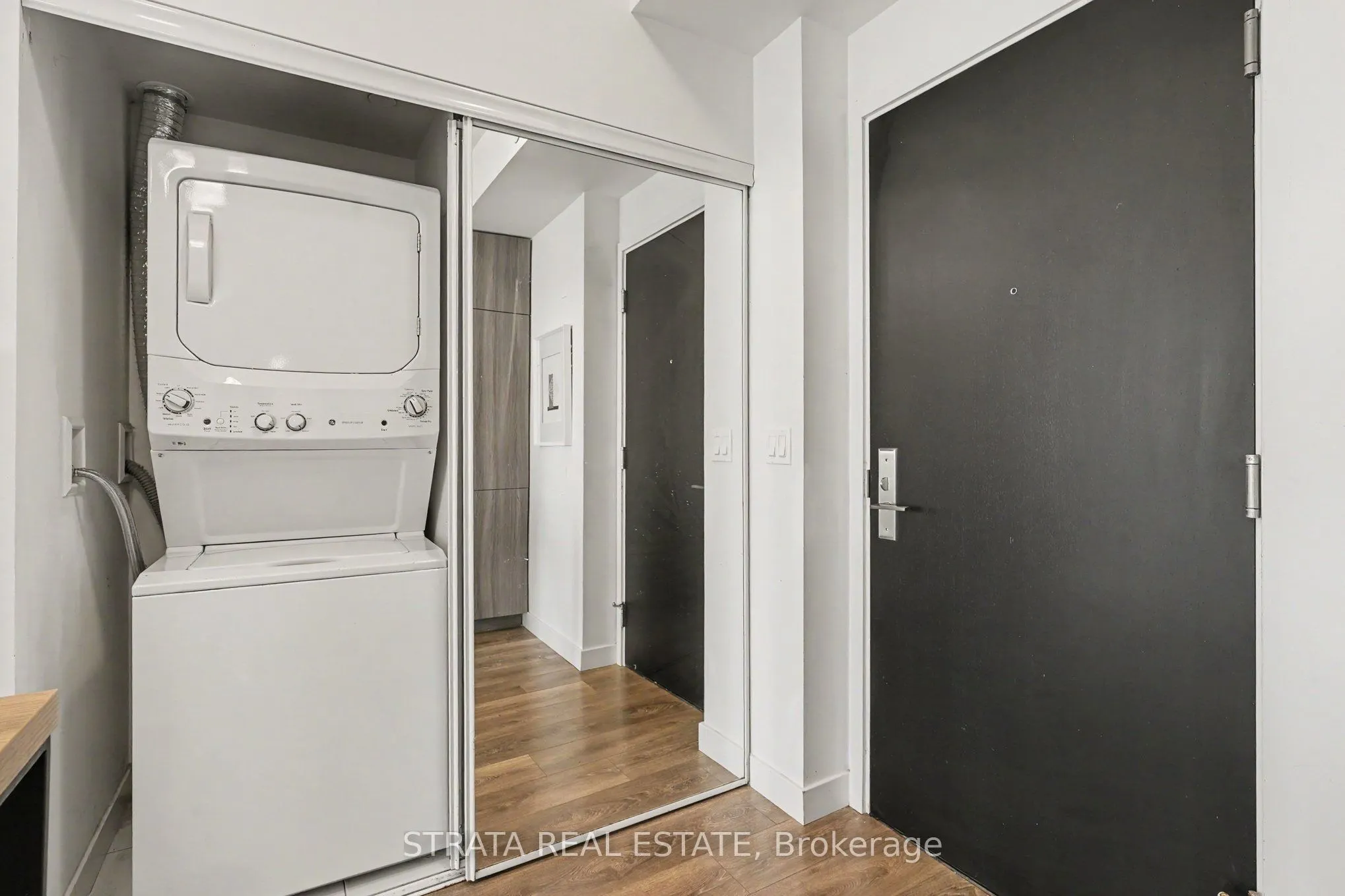 8 Eglinton Avenue E #4610