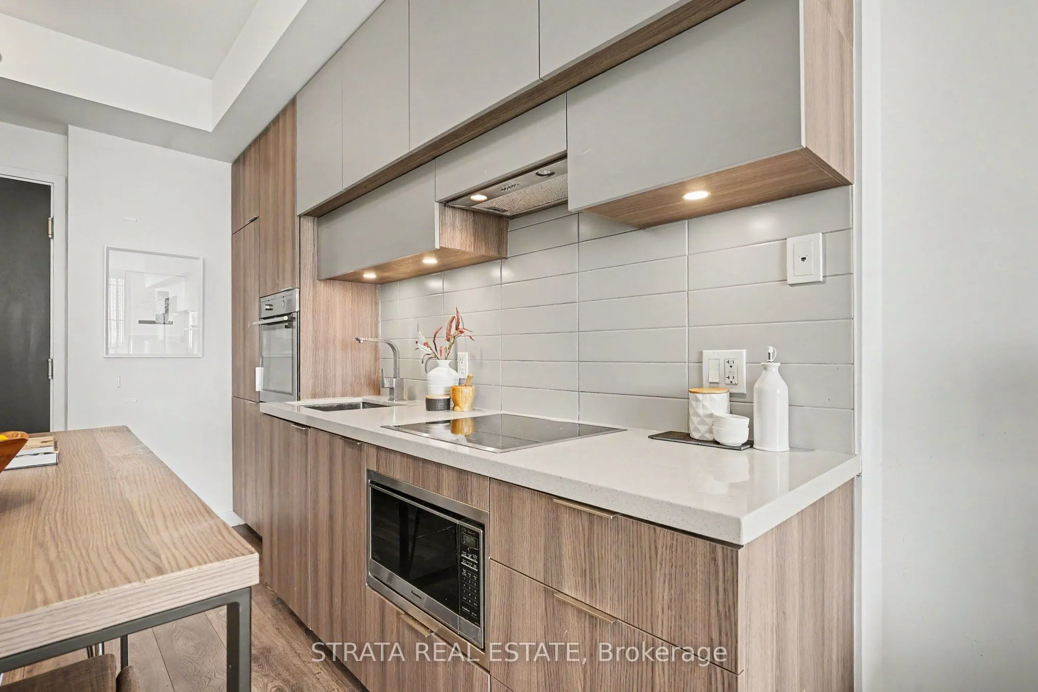 8 Eglinton Avenue E #4610