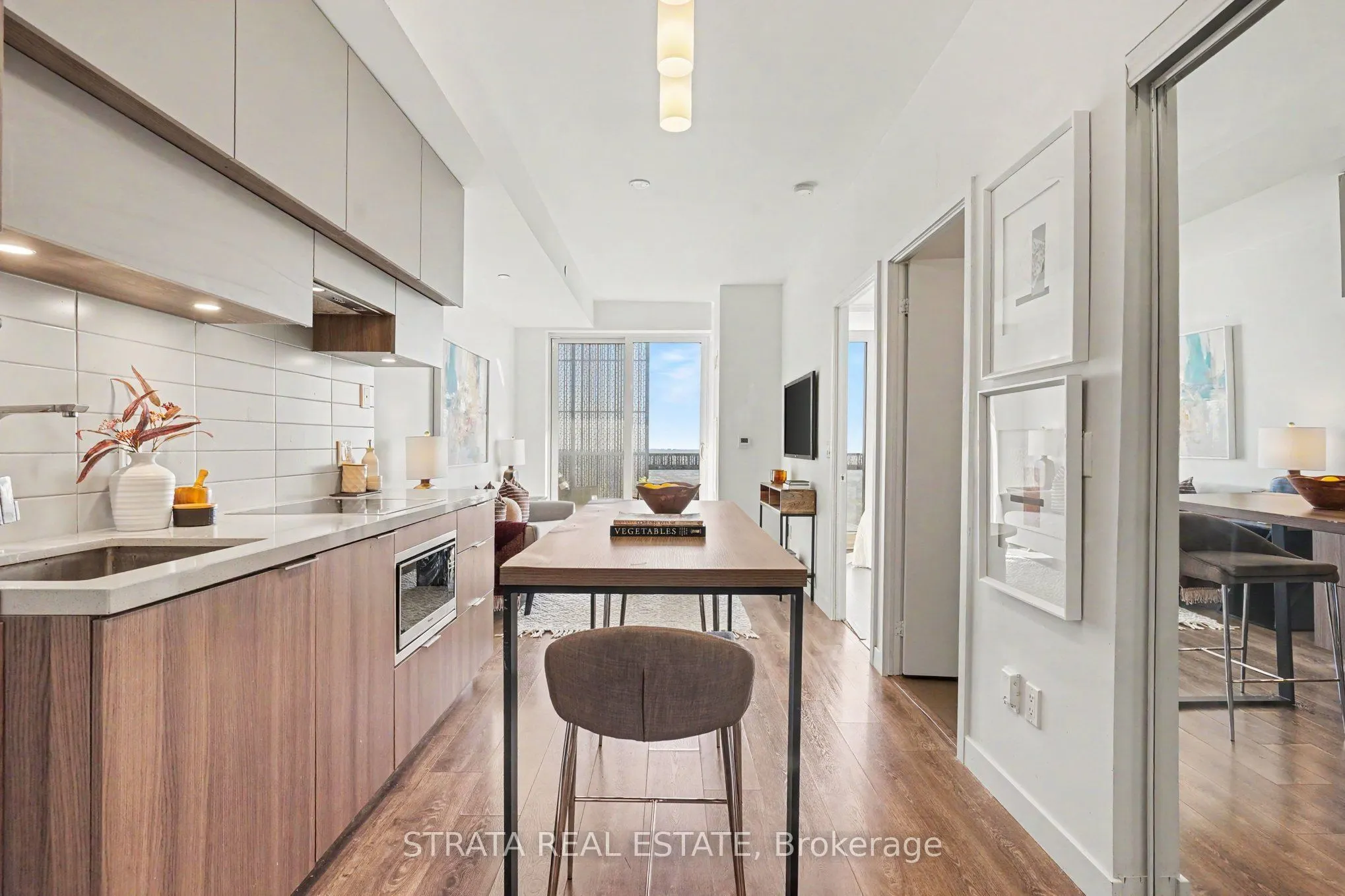 8 Eglinton Avenue E #4610