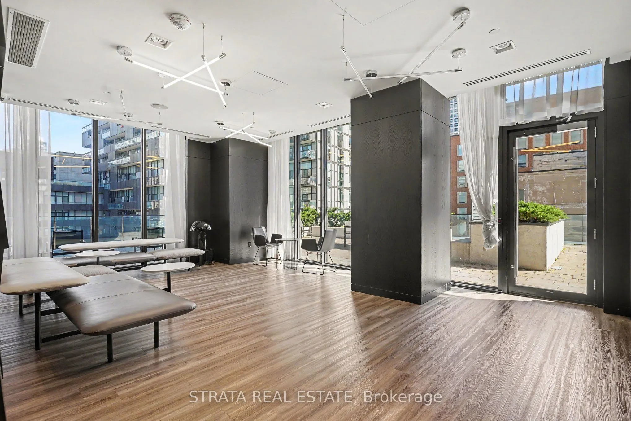 8 Eglinton Avenue E #4610