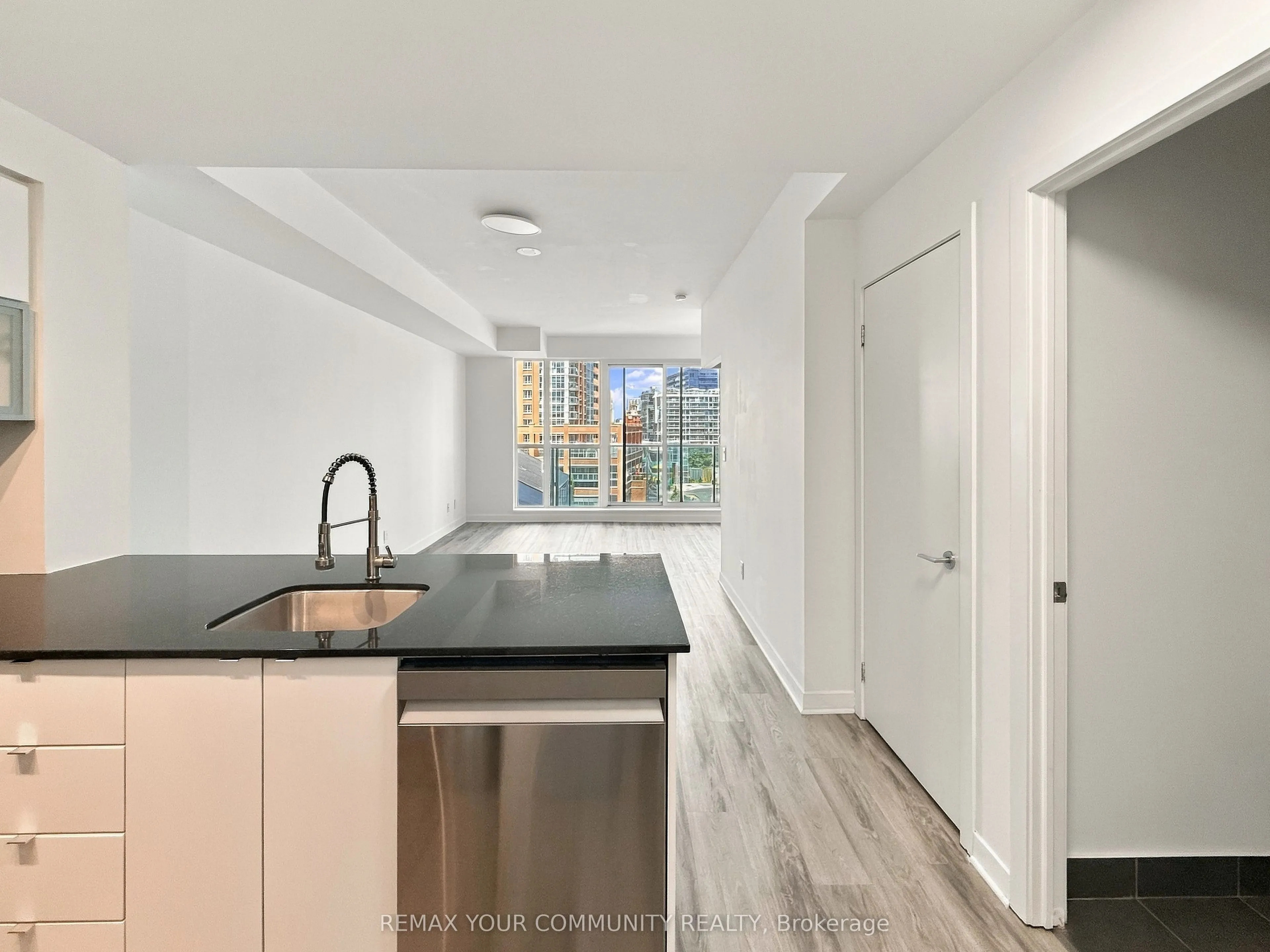 150 East Liberty Street #618