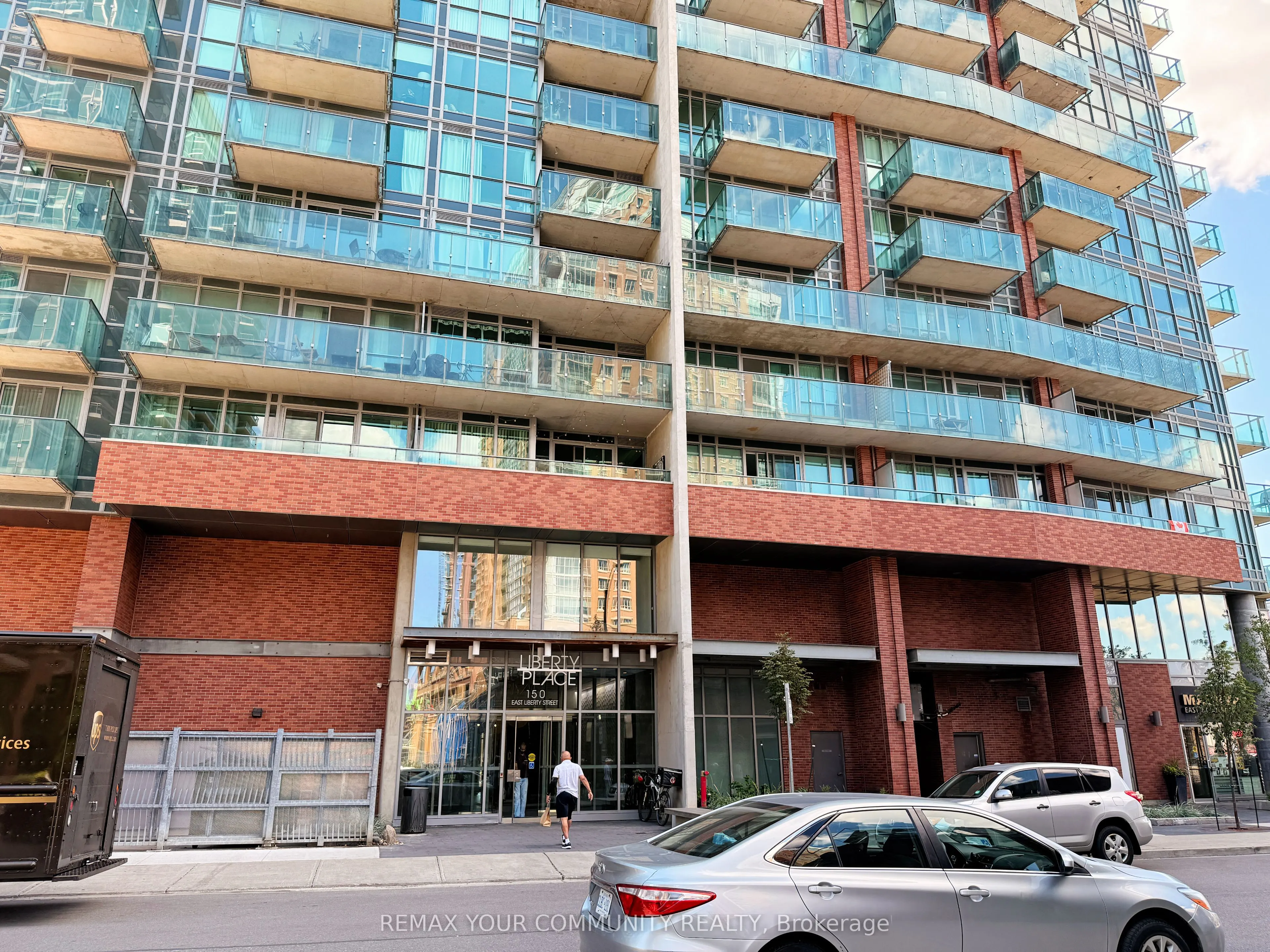 150 East Liberty Street #618