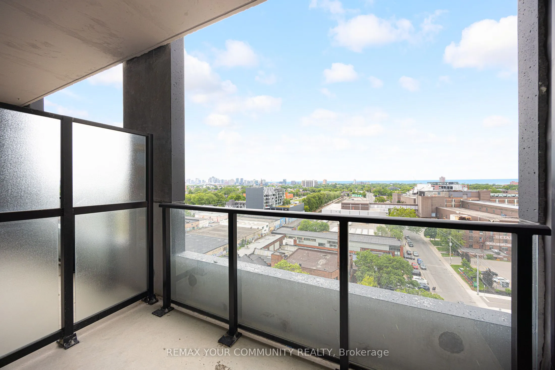 181 Sterling Road #1107