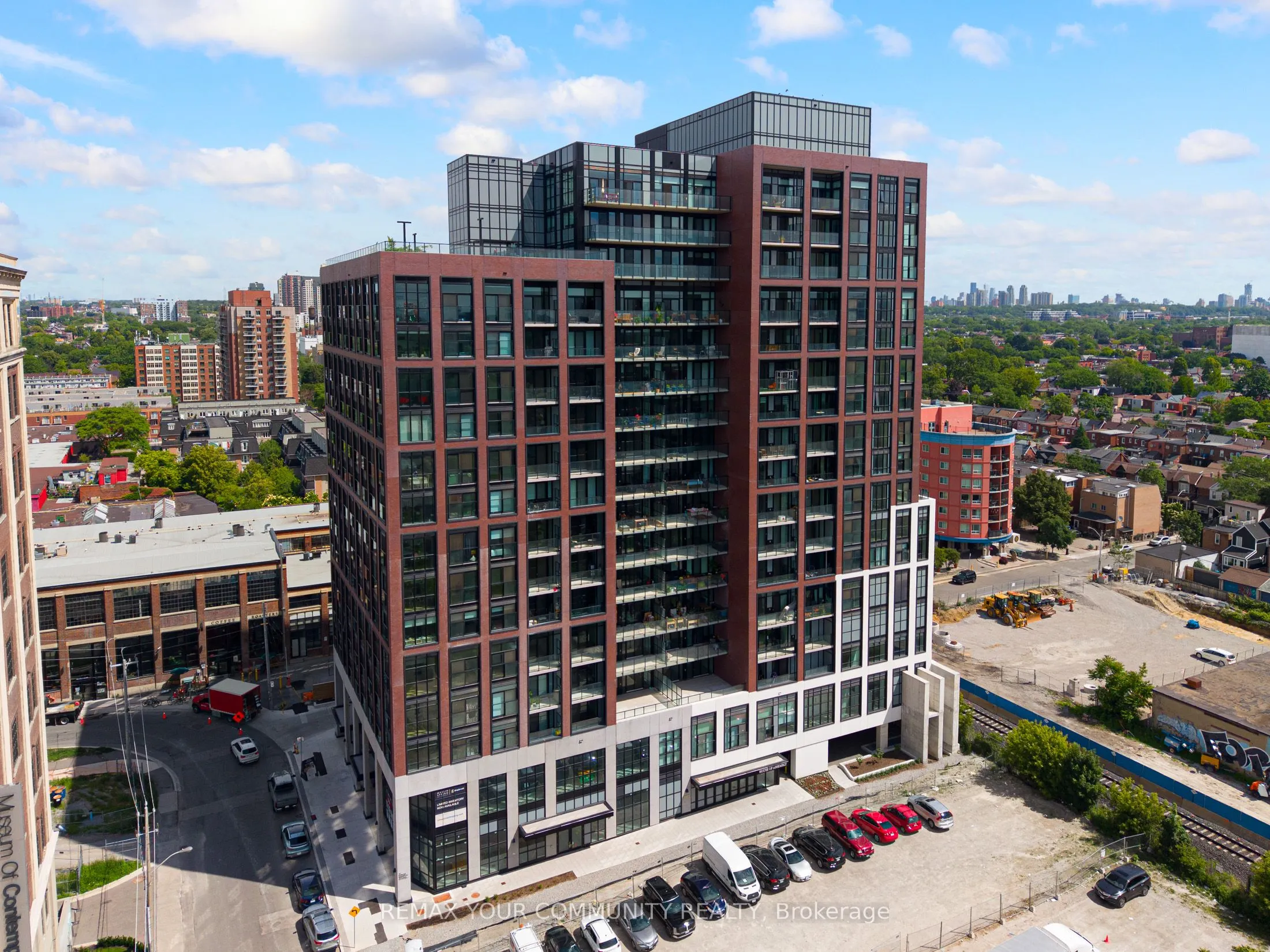 181 Sterling Road #1002