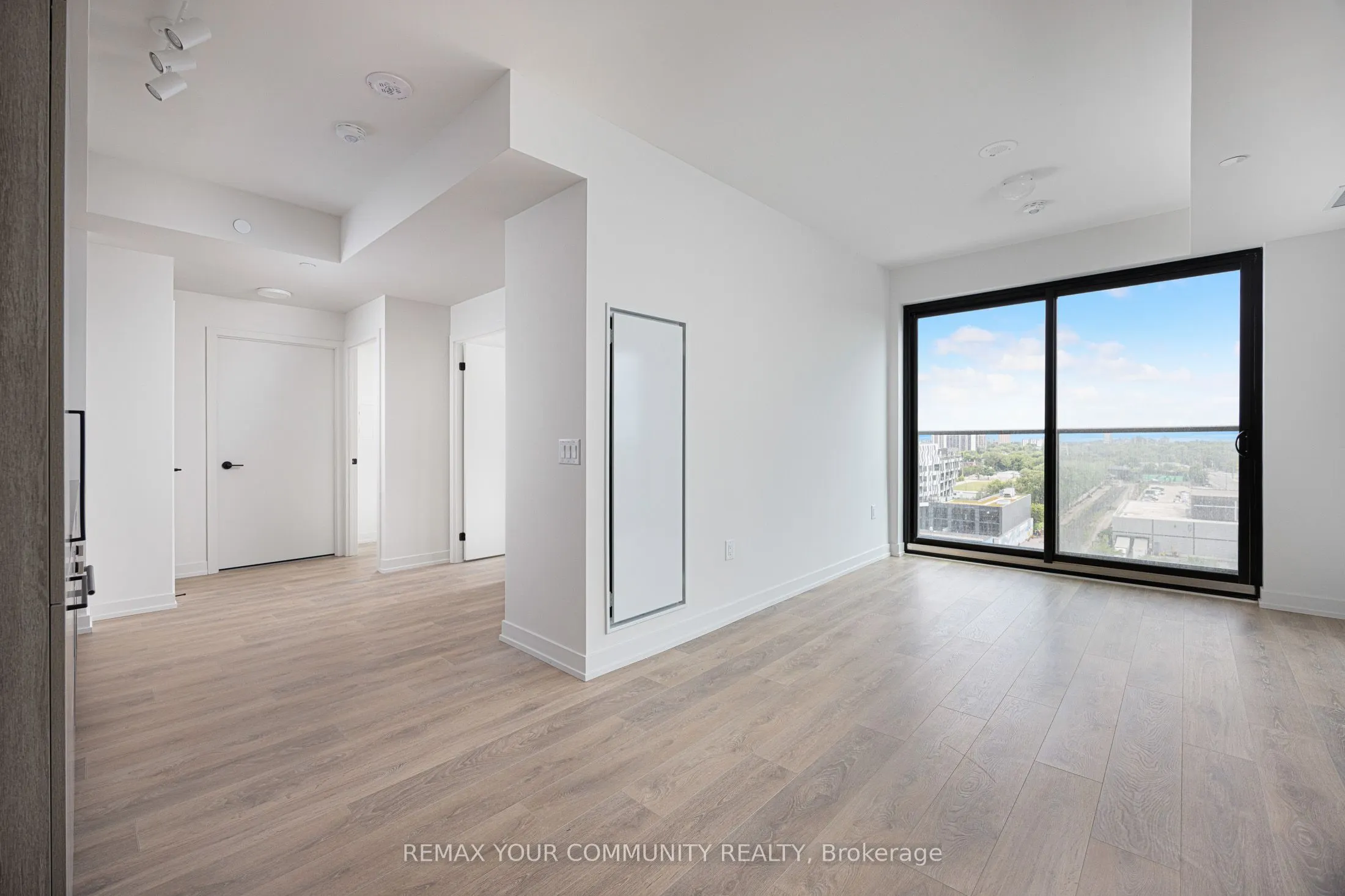 181 Sterling Road #1002