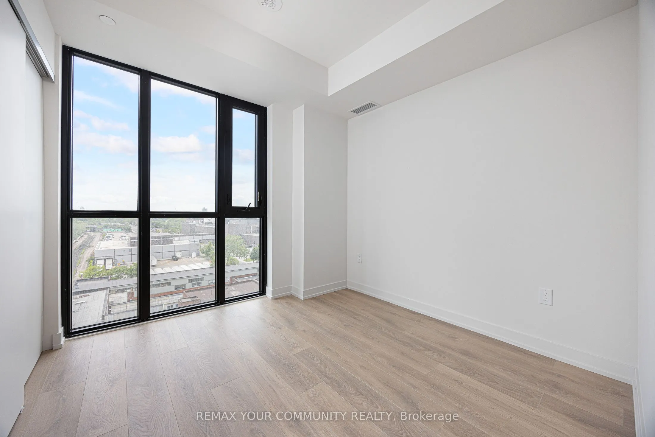 181 Sterling Road #1002