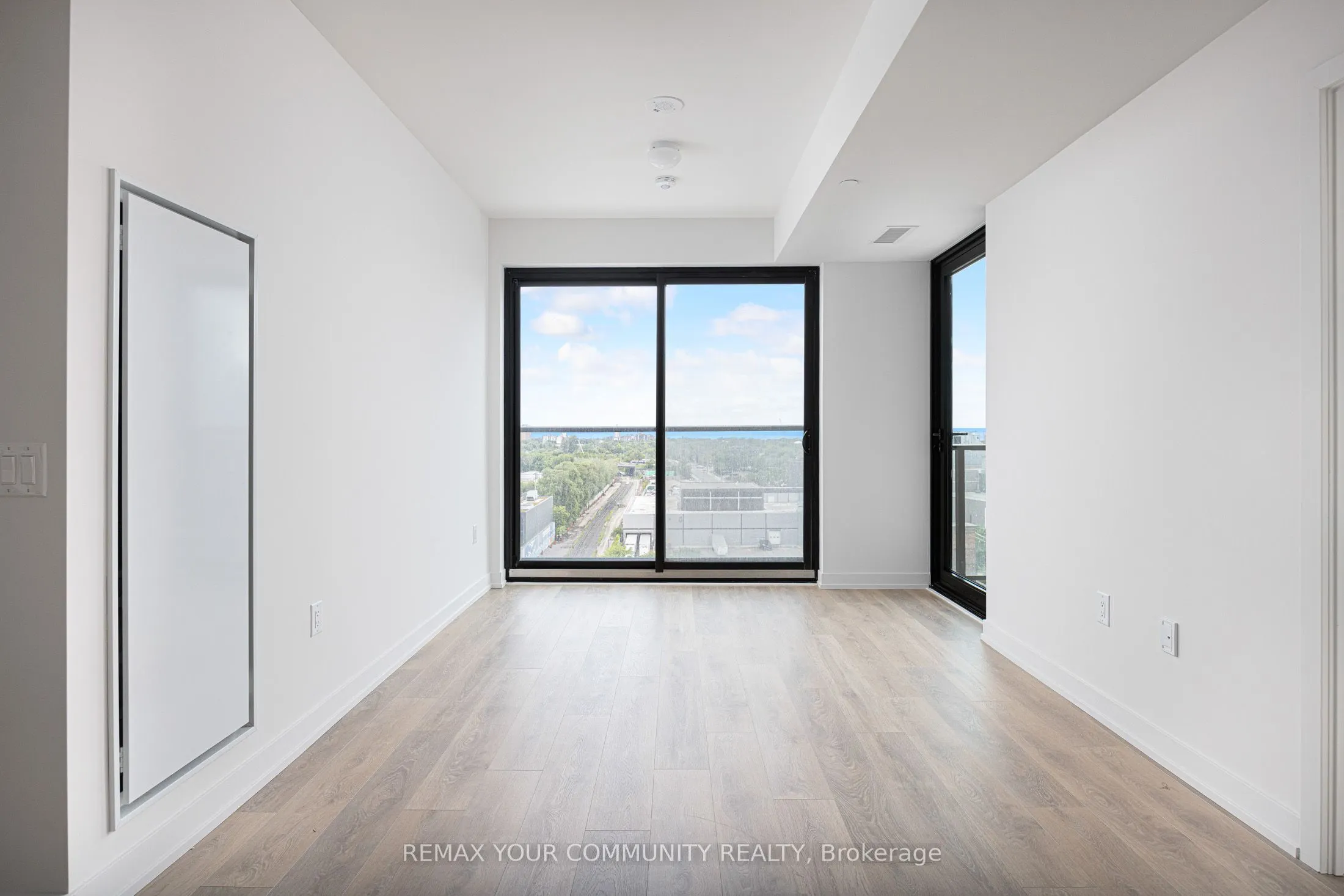 181 Sterling Road #1002