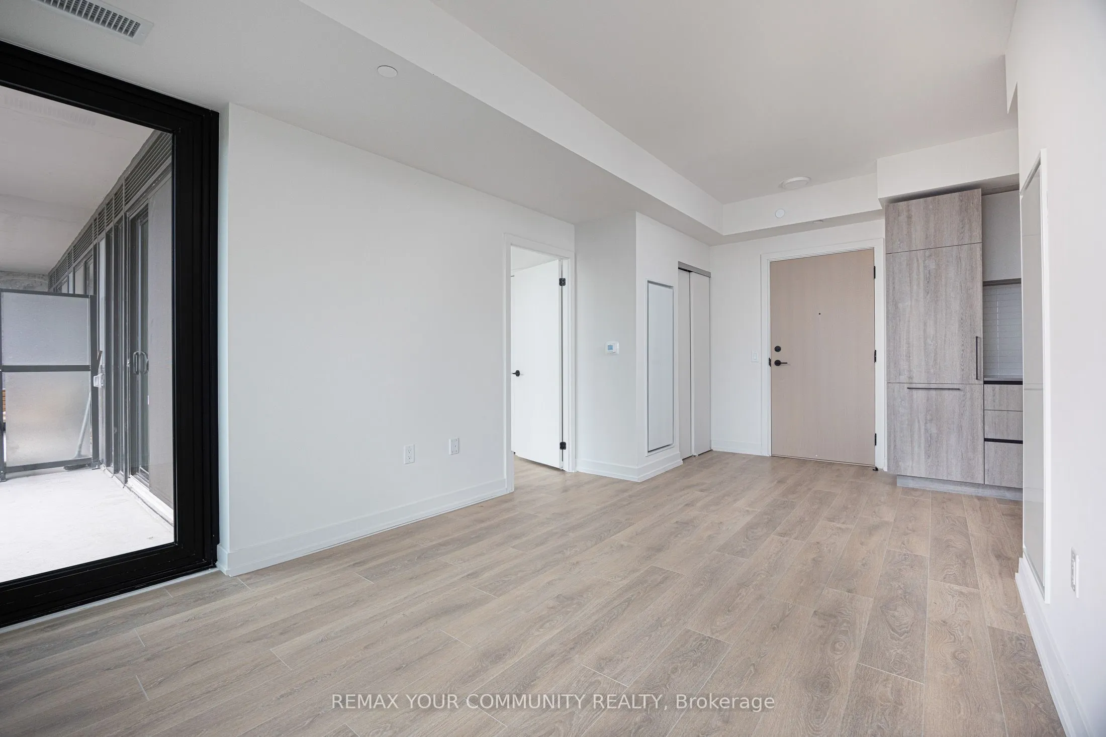 181 Sterling Road #1002