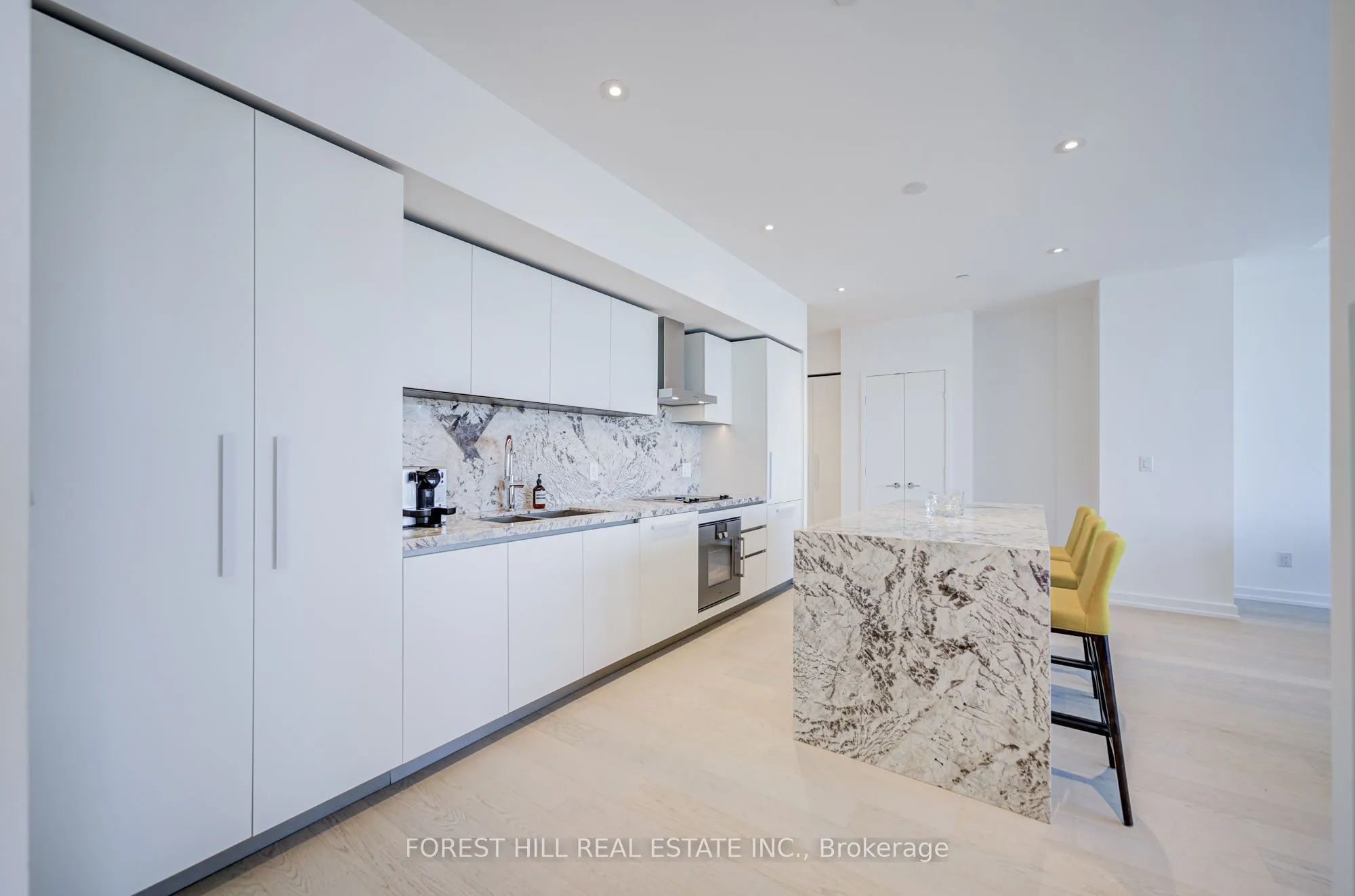 1315 Bay Street #2202