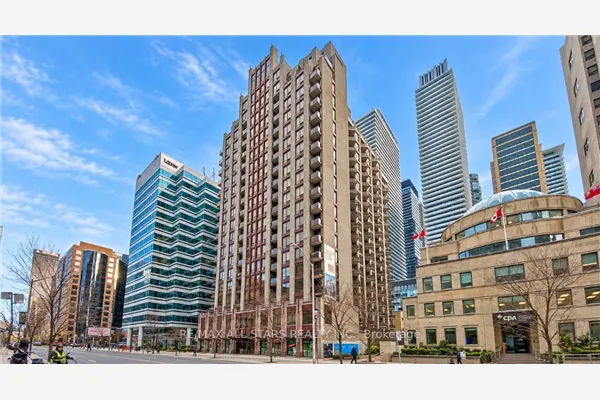 85 Bloor Street E #611