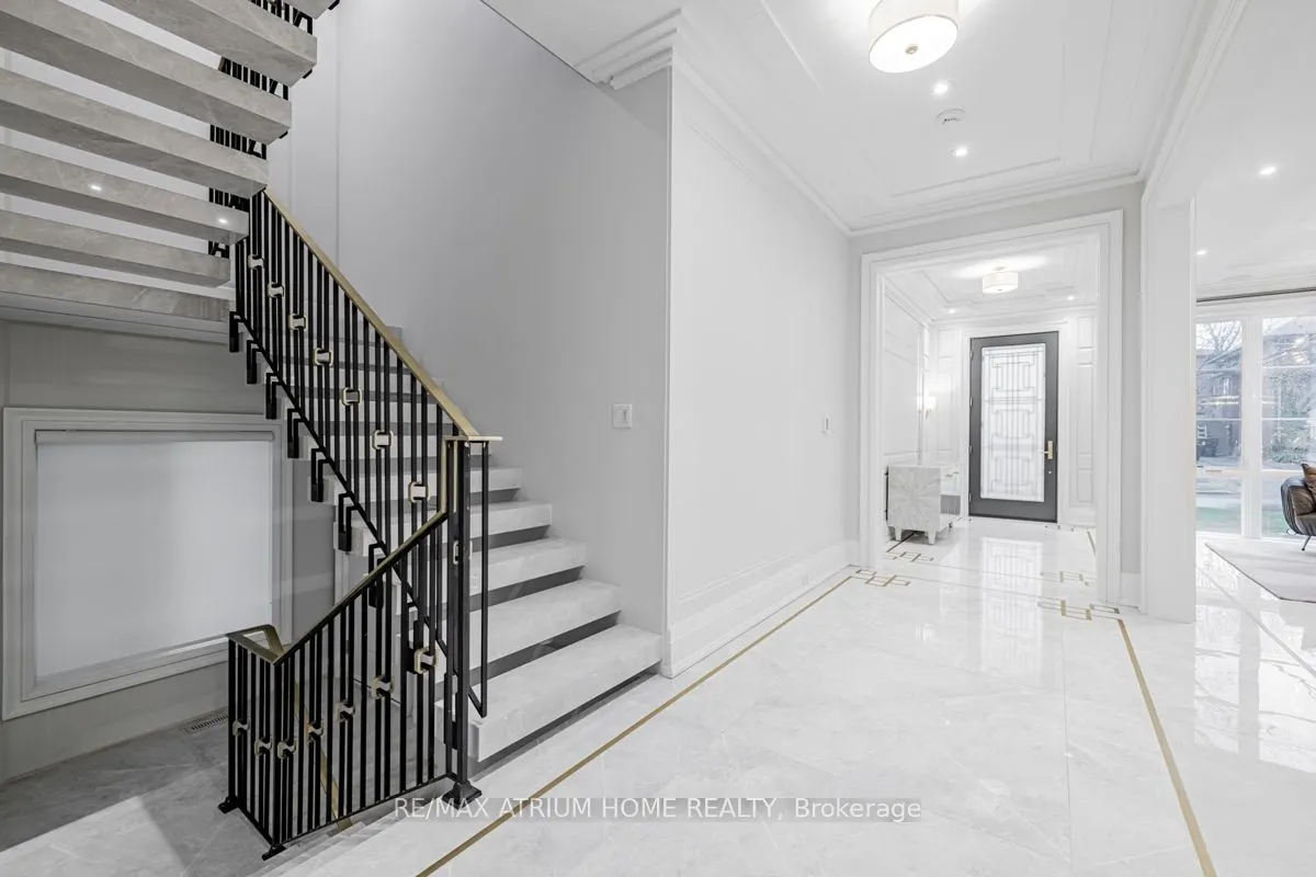 319 Richview Avenue