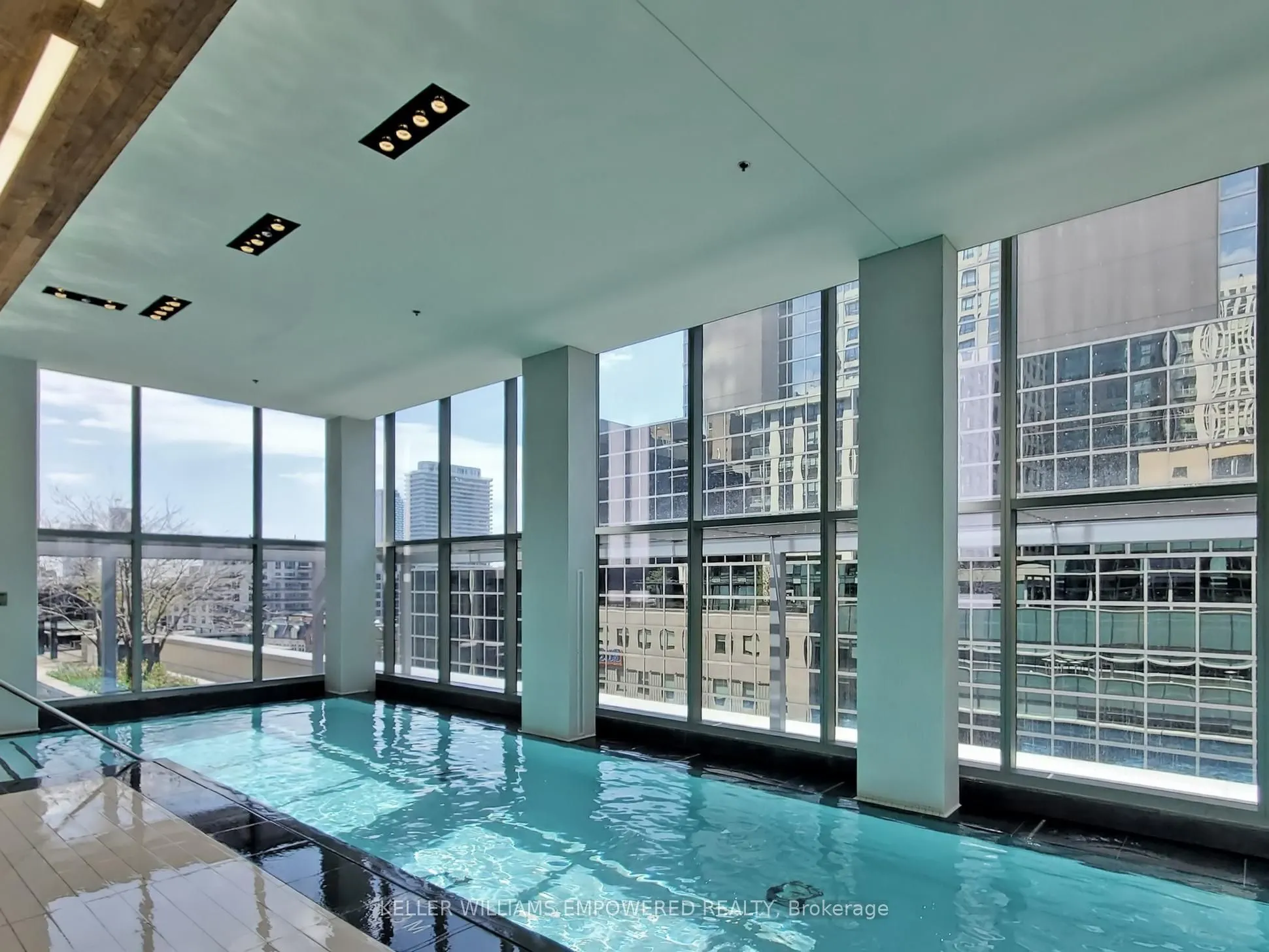 88 Scott Street #307