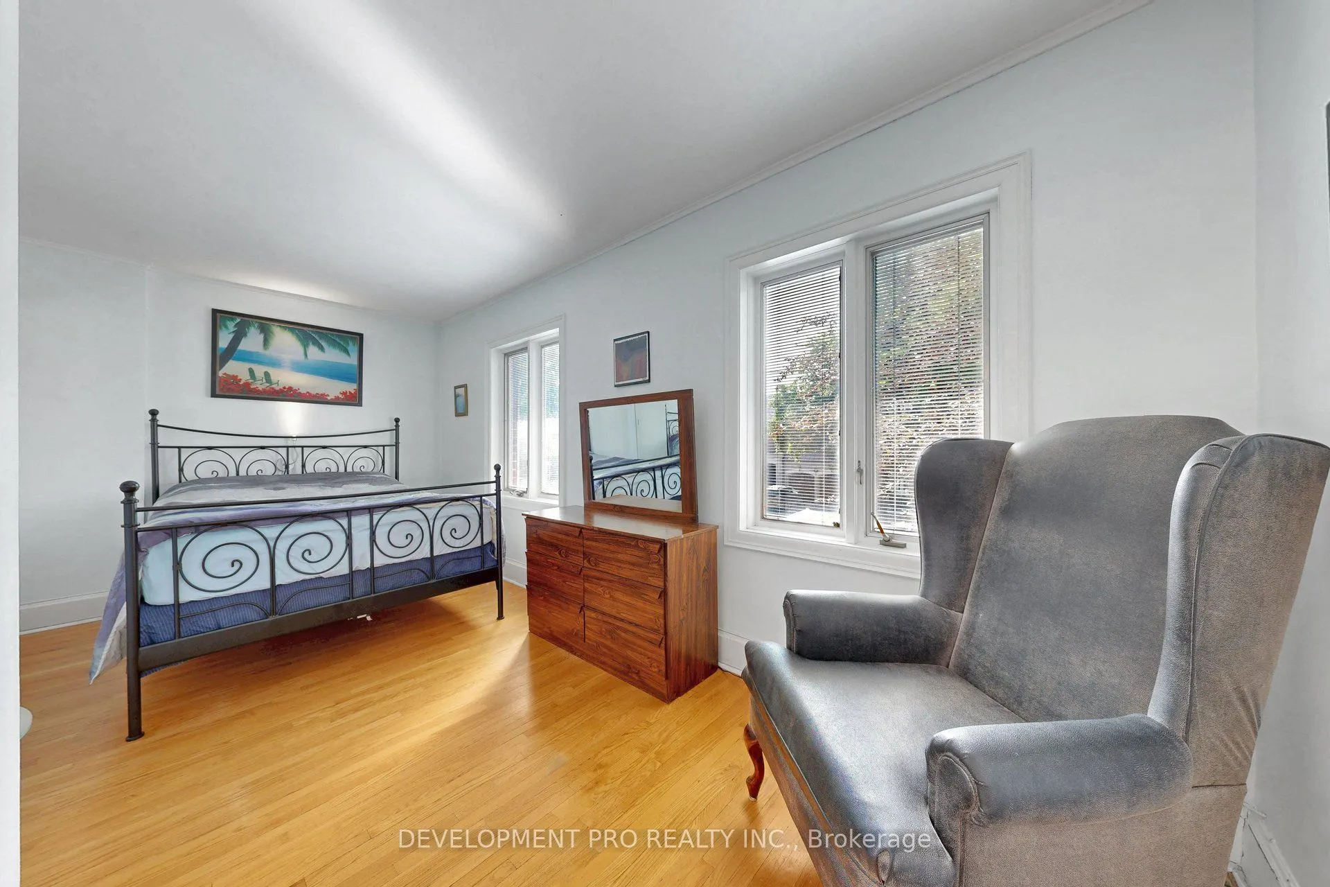 534 Deloraine Avenue