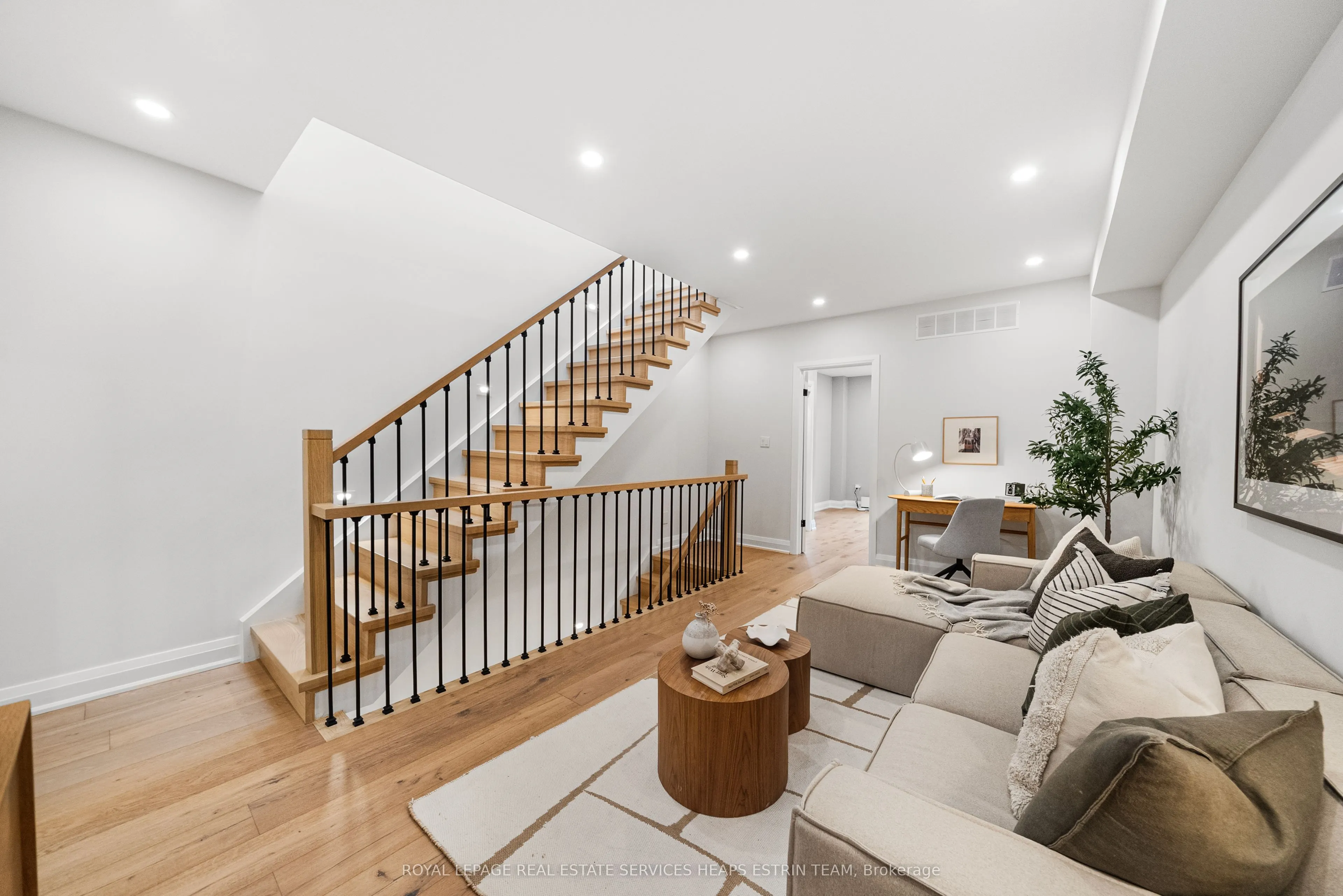 247A Lippincott Street