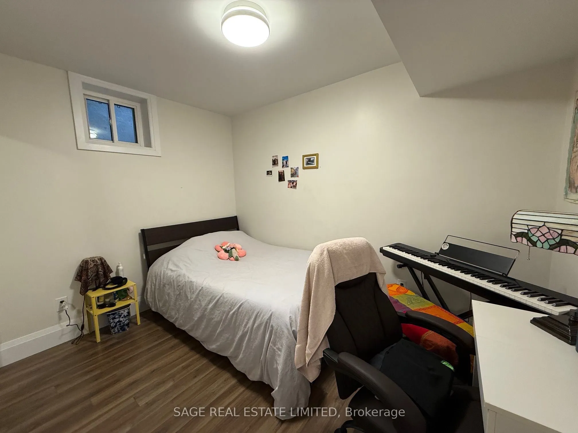 228 Montrose Avenue #Lower