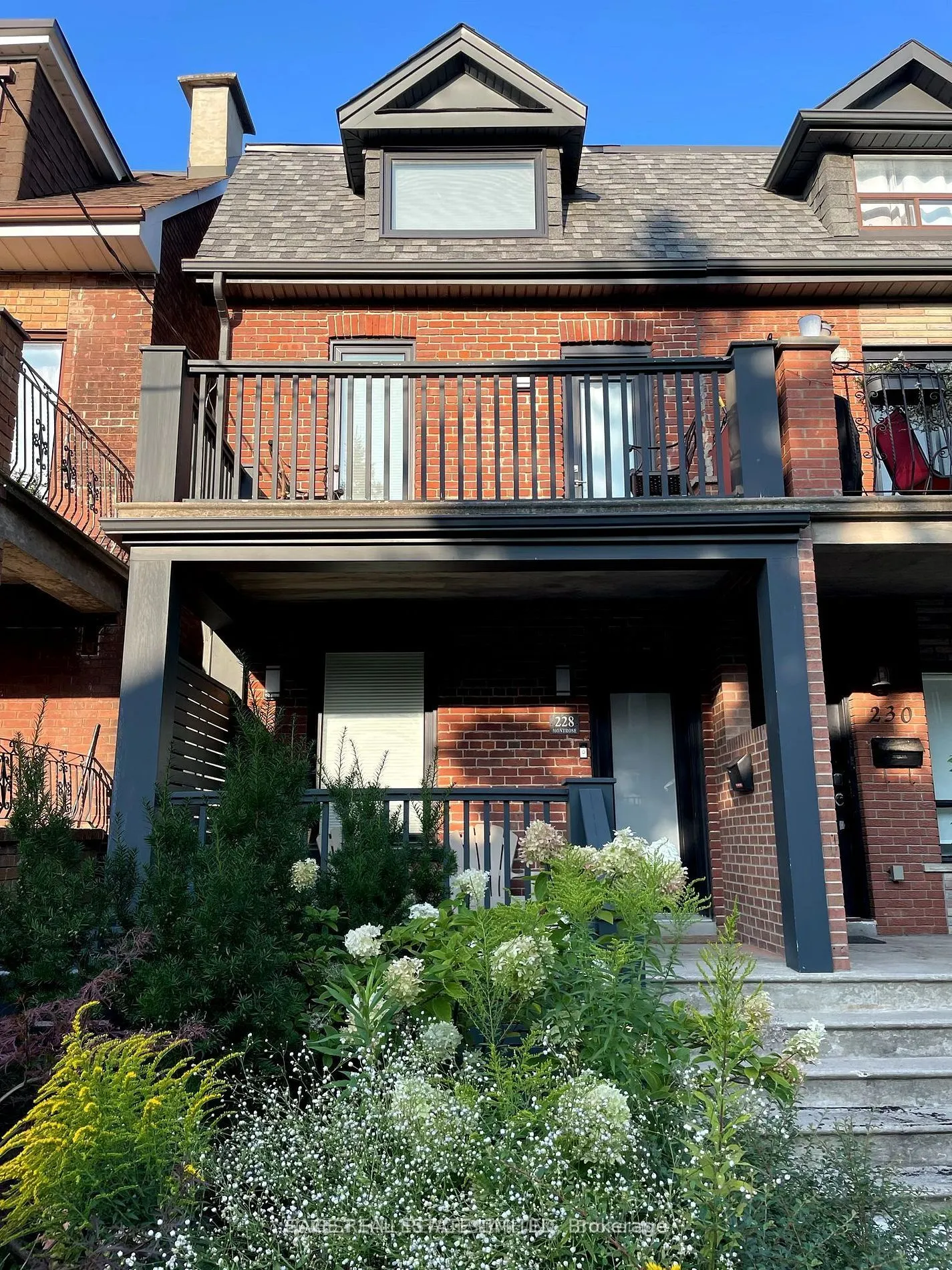 228 Montrose Avenue #Lower