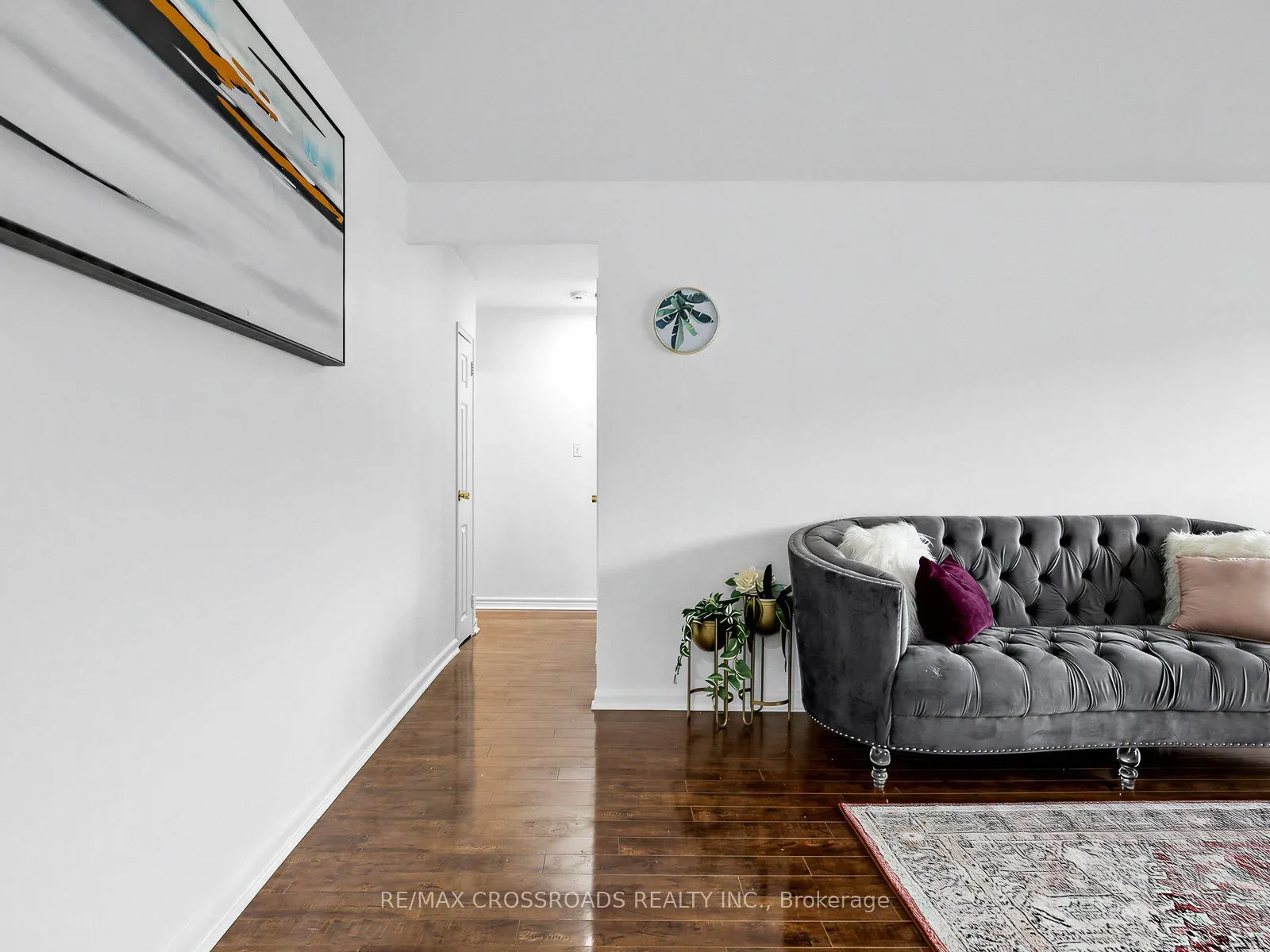 8 Kingsbridge Court #407