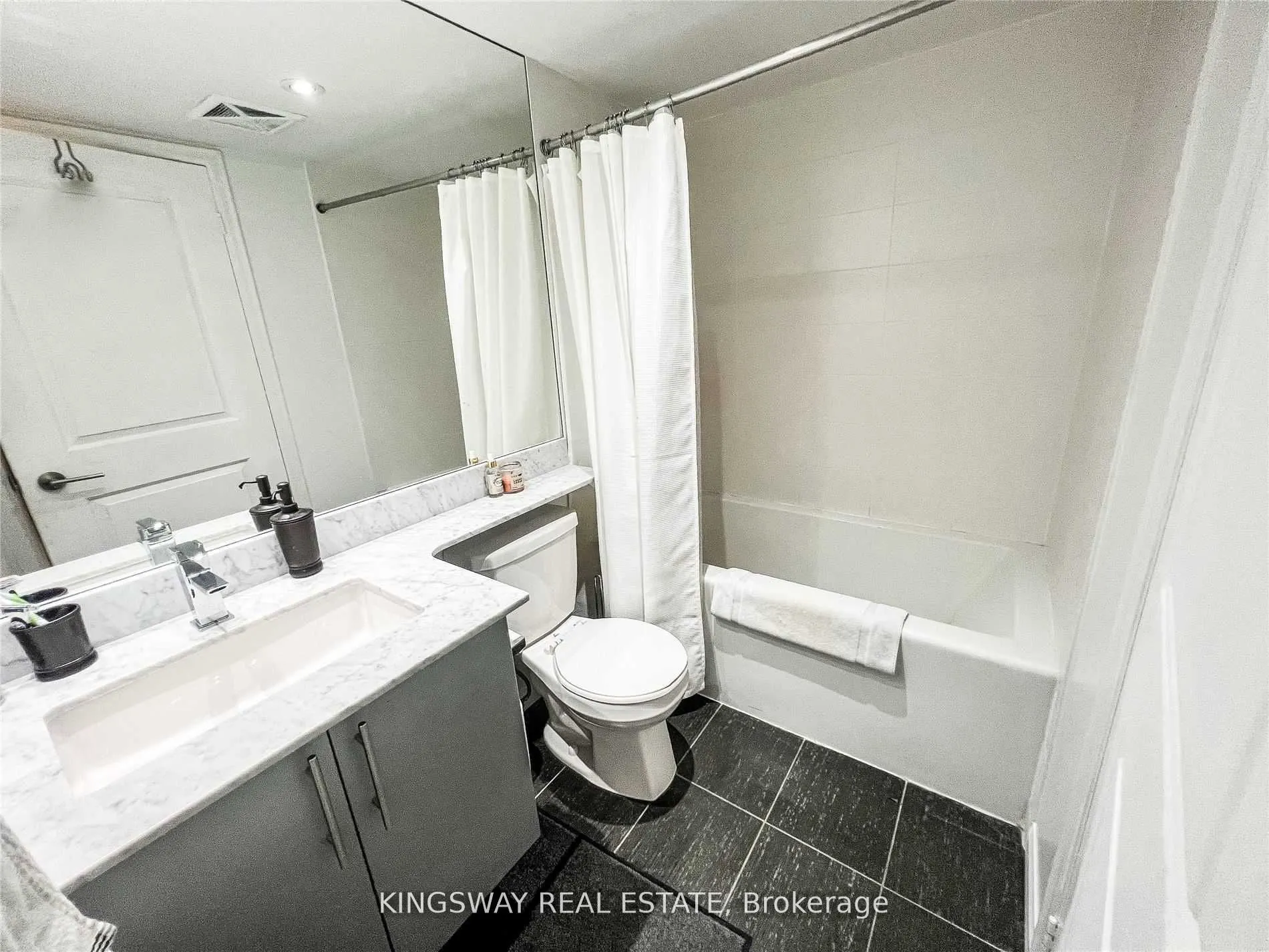 65 East Liberty Street #805