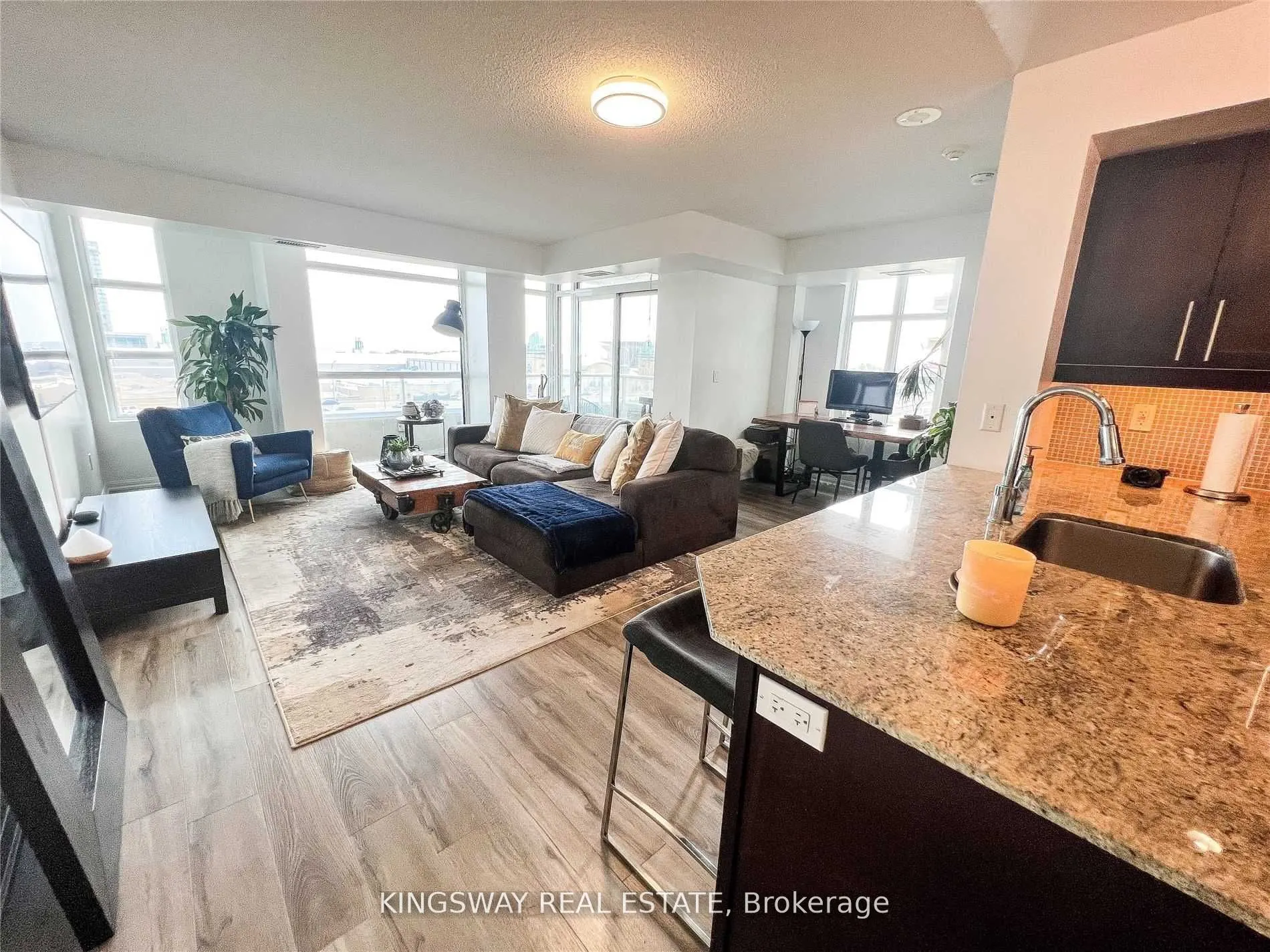 65 East Liberty Street #805