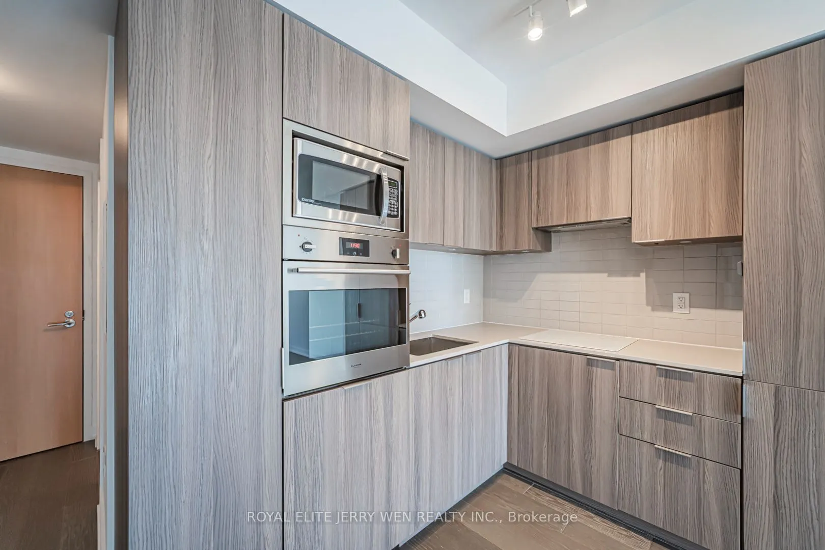 11 Wellesley Street W #3104