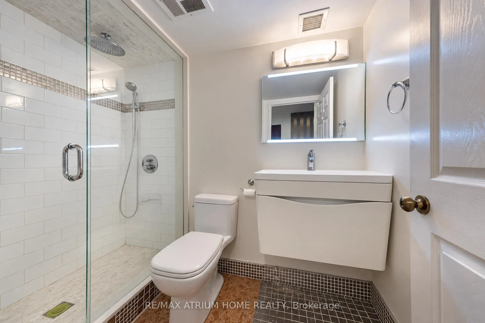 28 Empress Avenue #2208