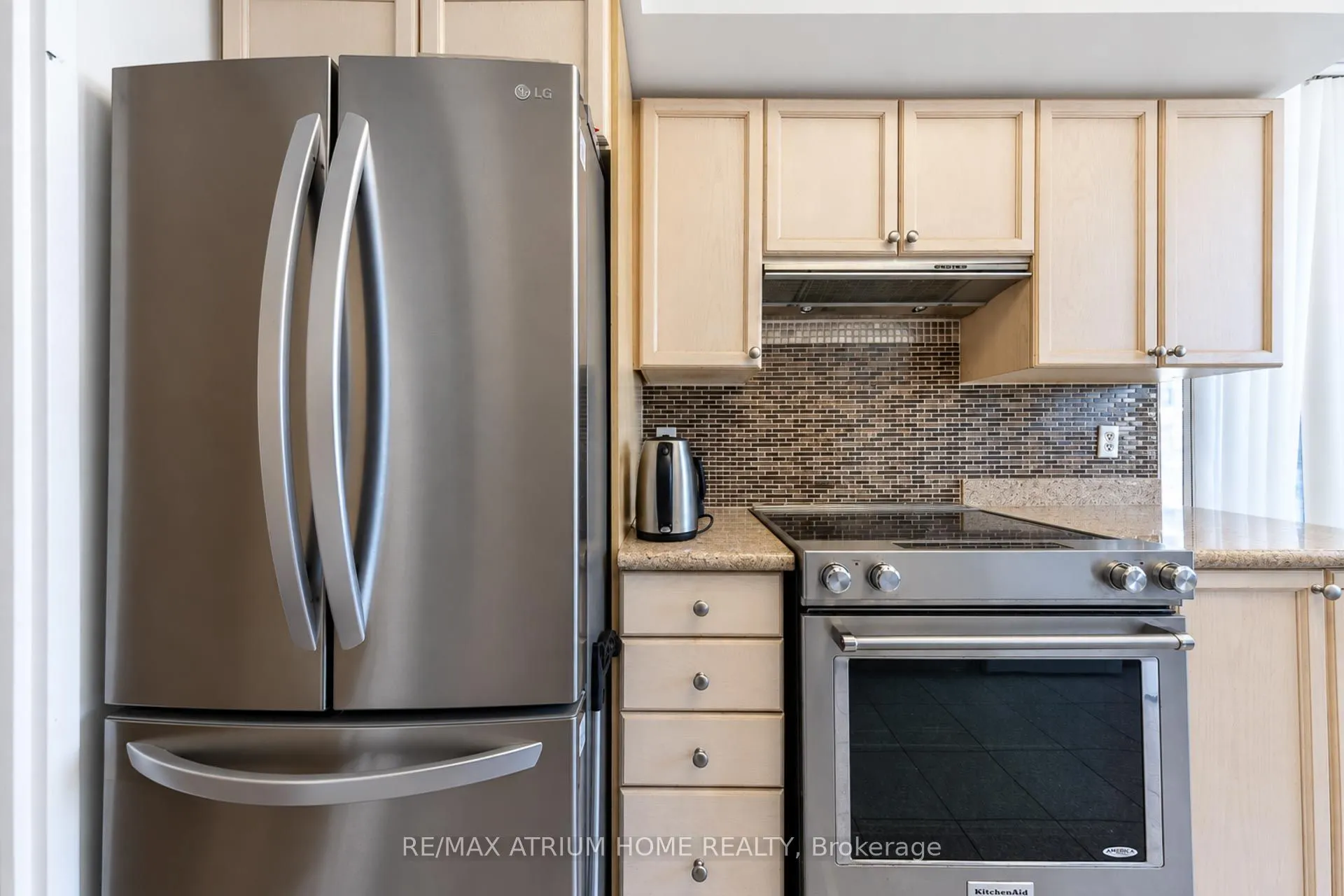 28 Empress Avenue #2208