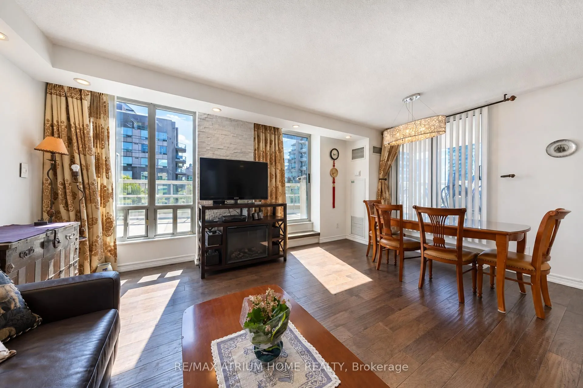 28 Empress Avenue #2208